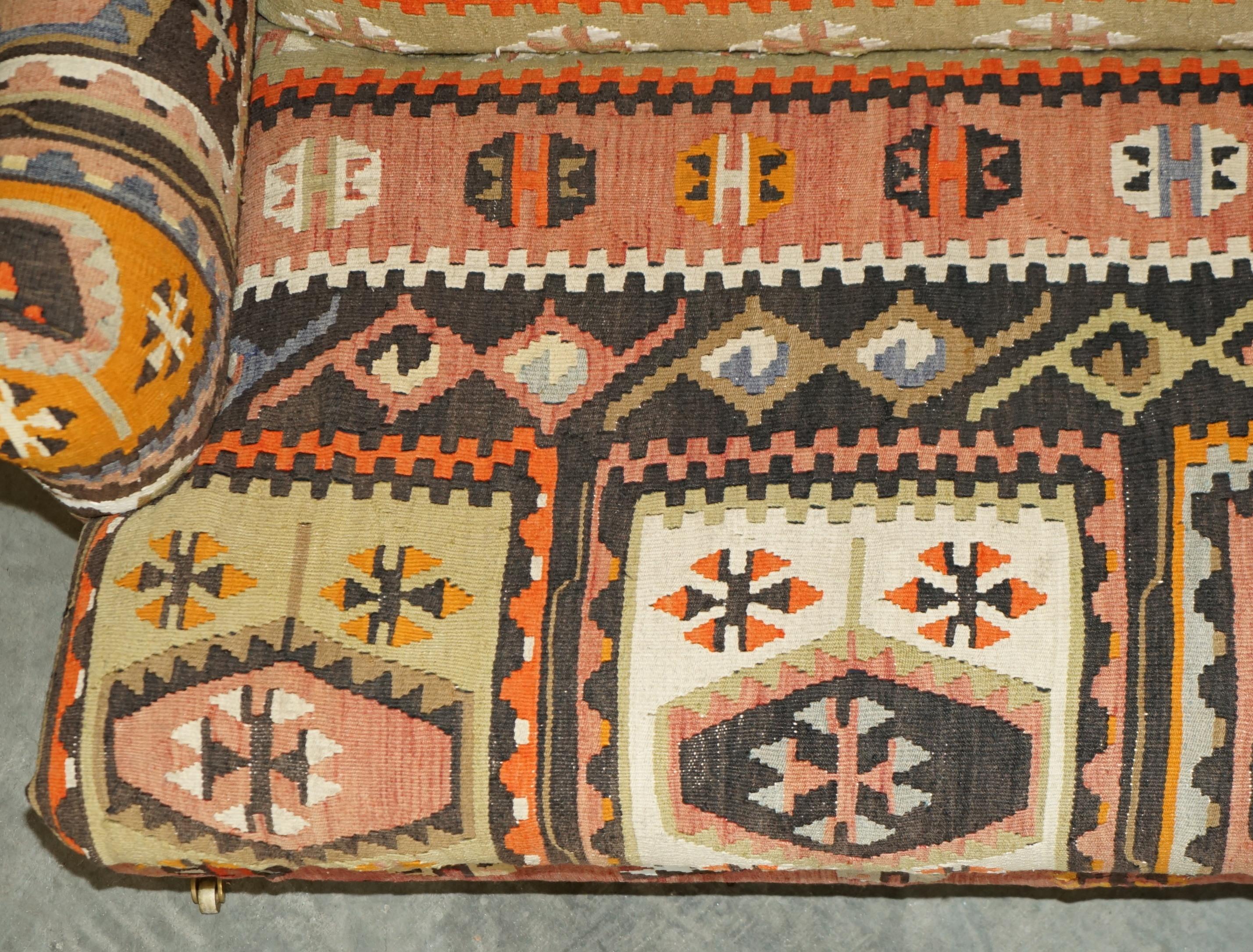 RARE & STUNNING ViNTAGE GEORGE SMITH KILIM UPHOLSTERED HOWARD & SON'S SOFA 4