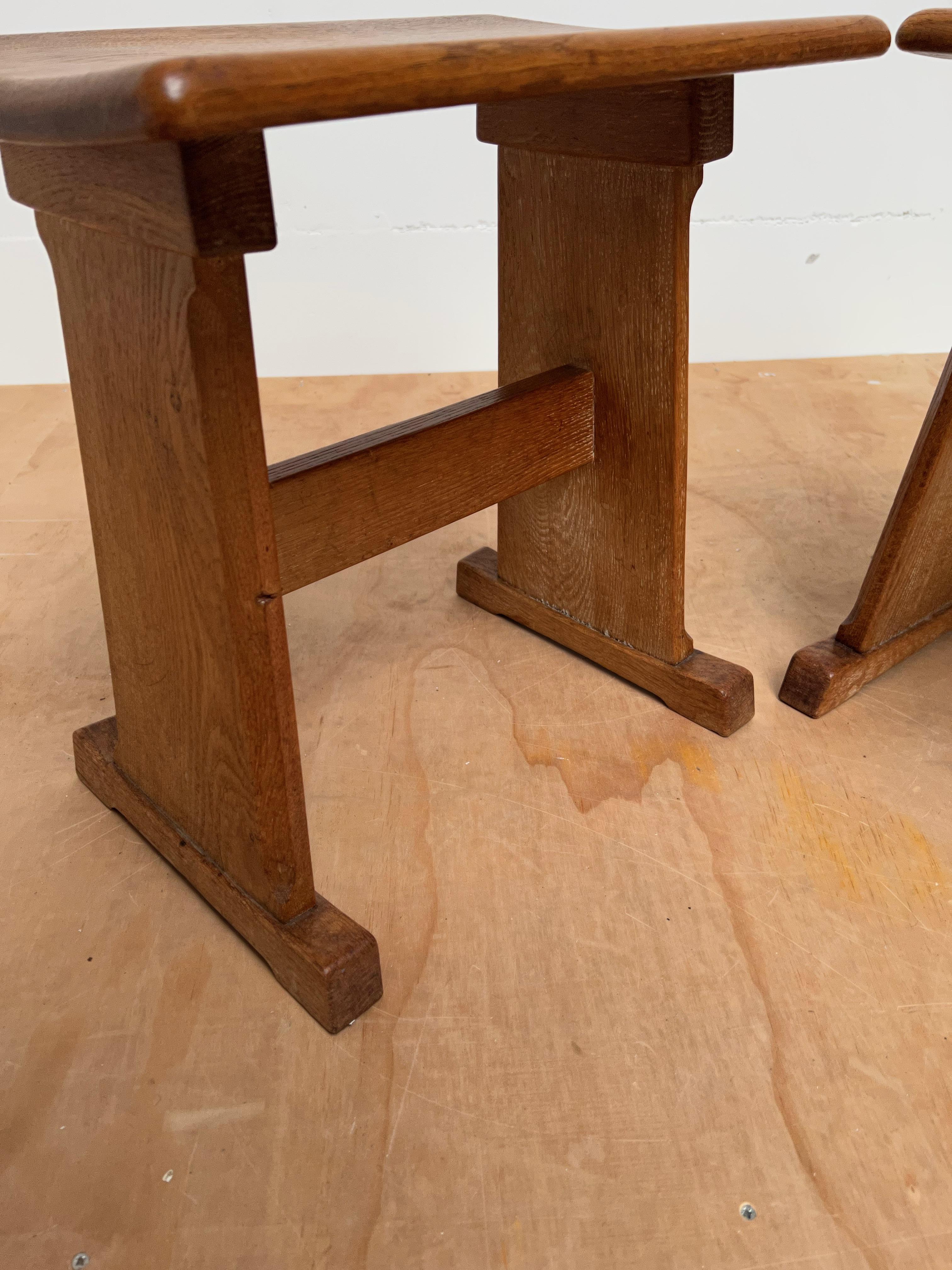 Rare & Sturdy Vintage Pair of Handcrafted Oak Arts & Crafts Stools w Curved Seat For Sale 8