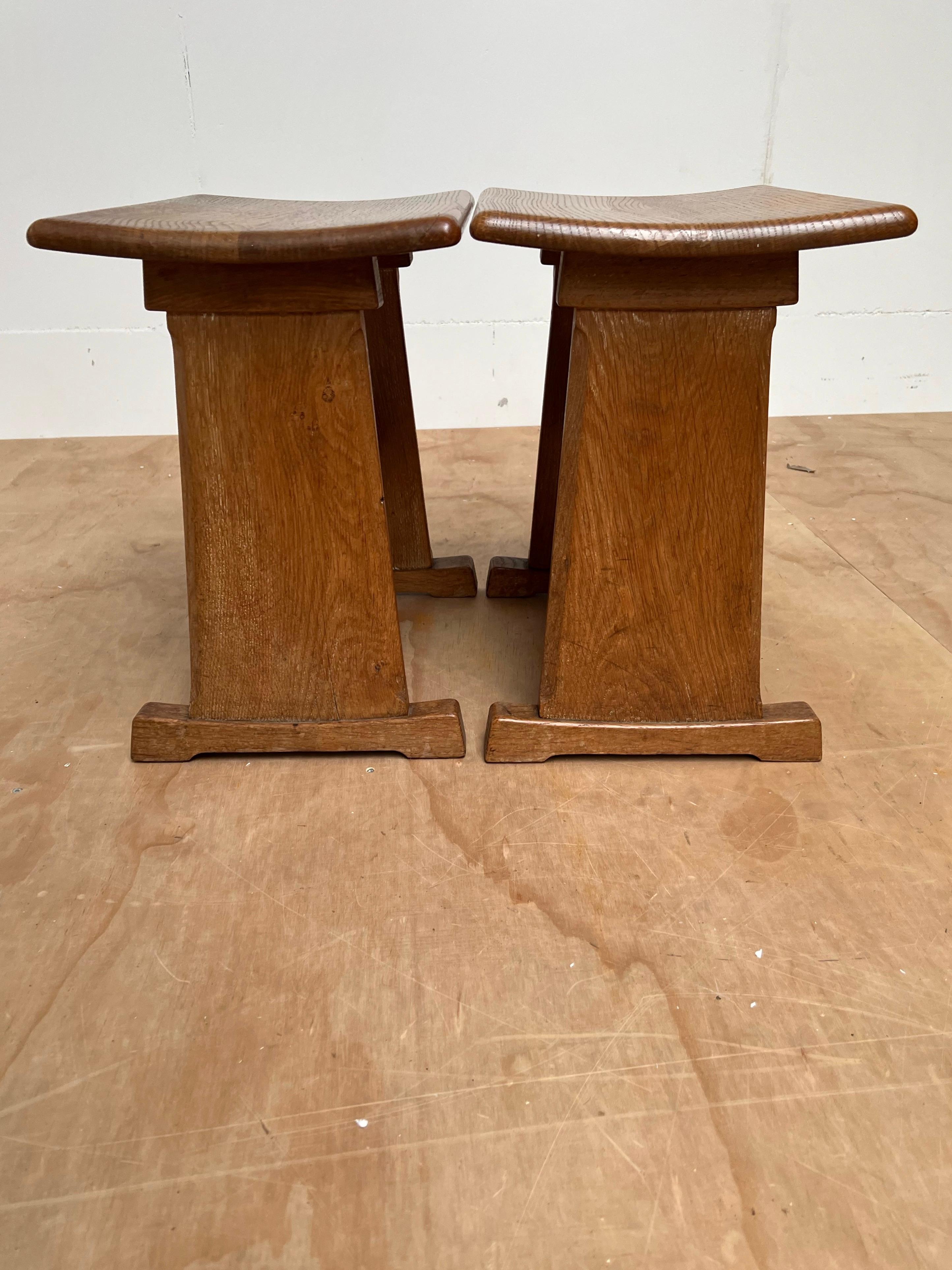 20th Century Rare & Sturdy Vintage Pair of Handcrafted Oak Arts & Crafts Stools w Curved Seat For Sale