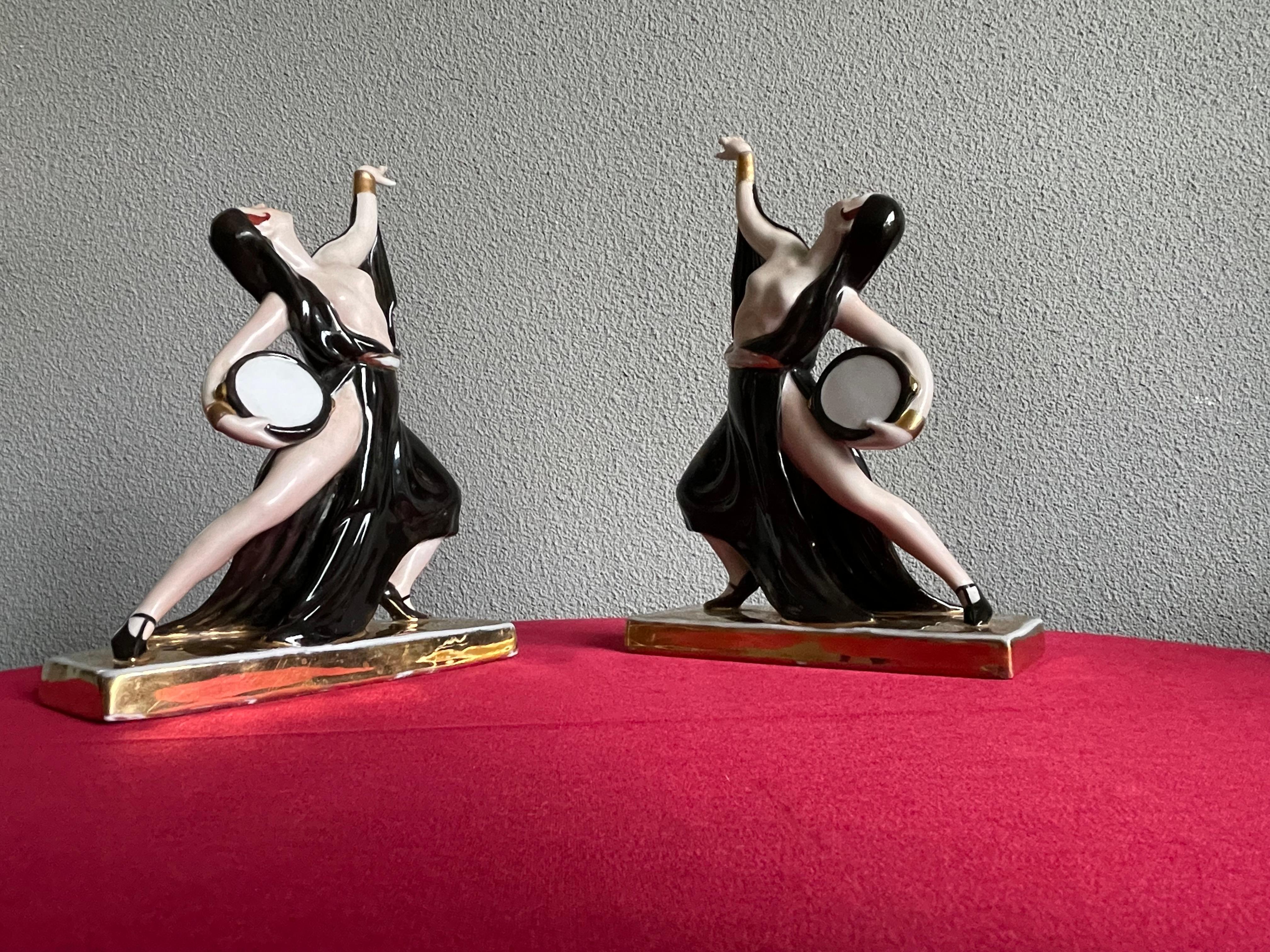 Rare & Stylish Pair of 1920s Porcelain French Art Deco Risque Dancer Bookends For Sale 7