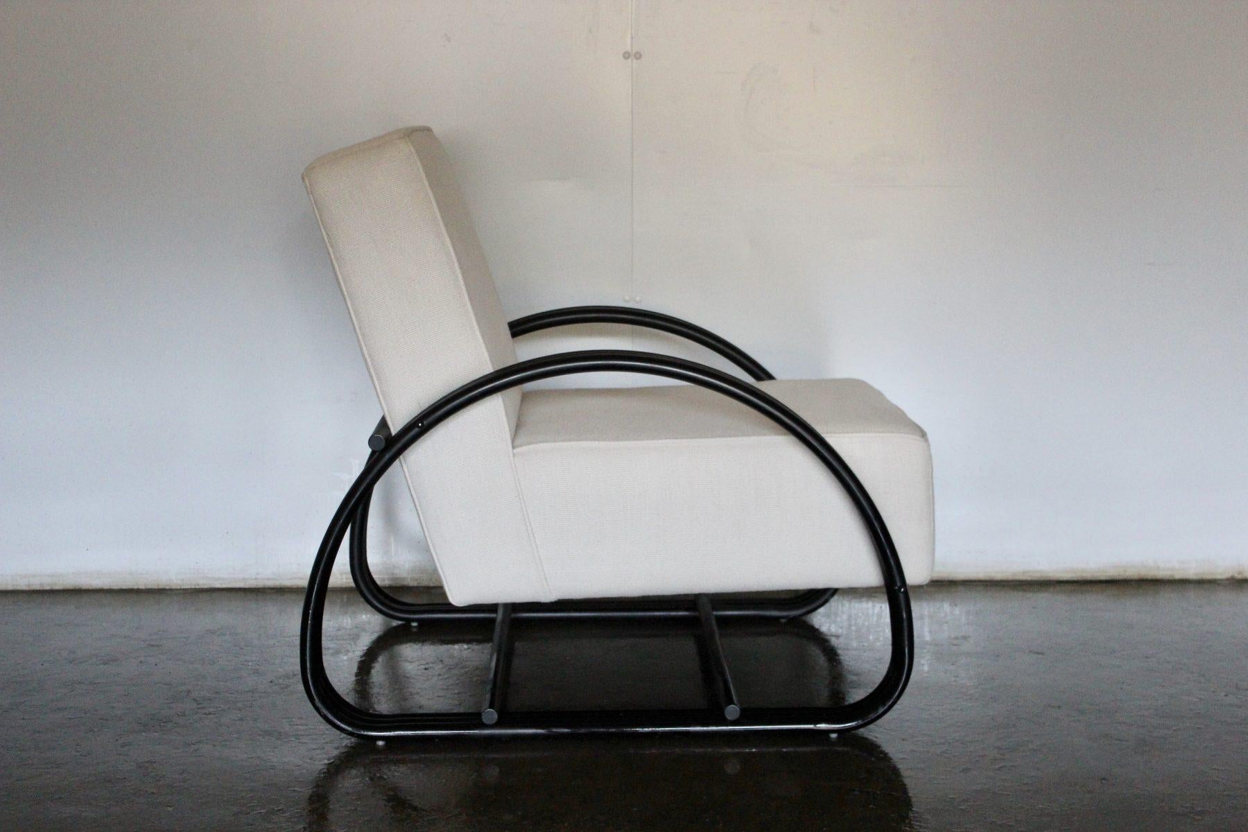 Contemporary Rare Sublime Ralph Lauren “Hudson Street” Lounge Chair Armchair in Pale-Linen an For Sale