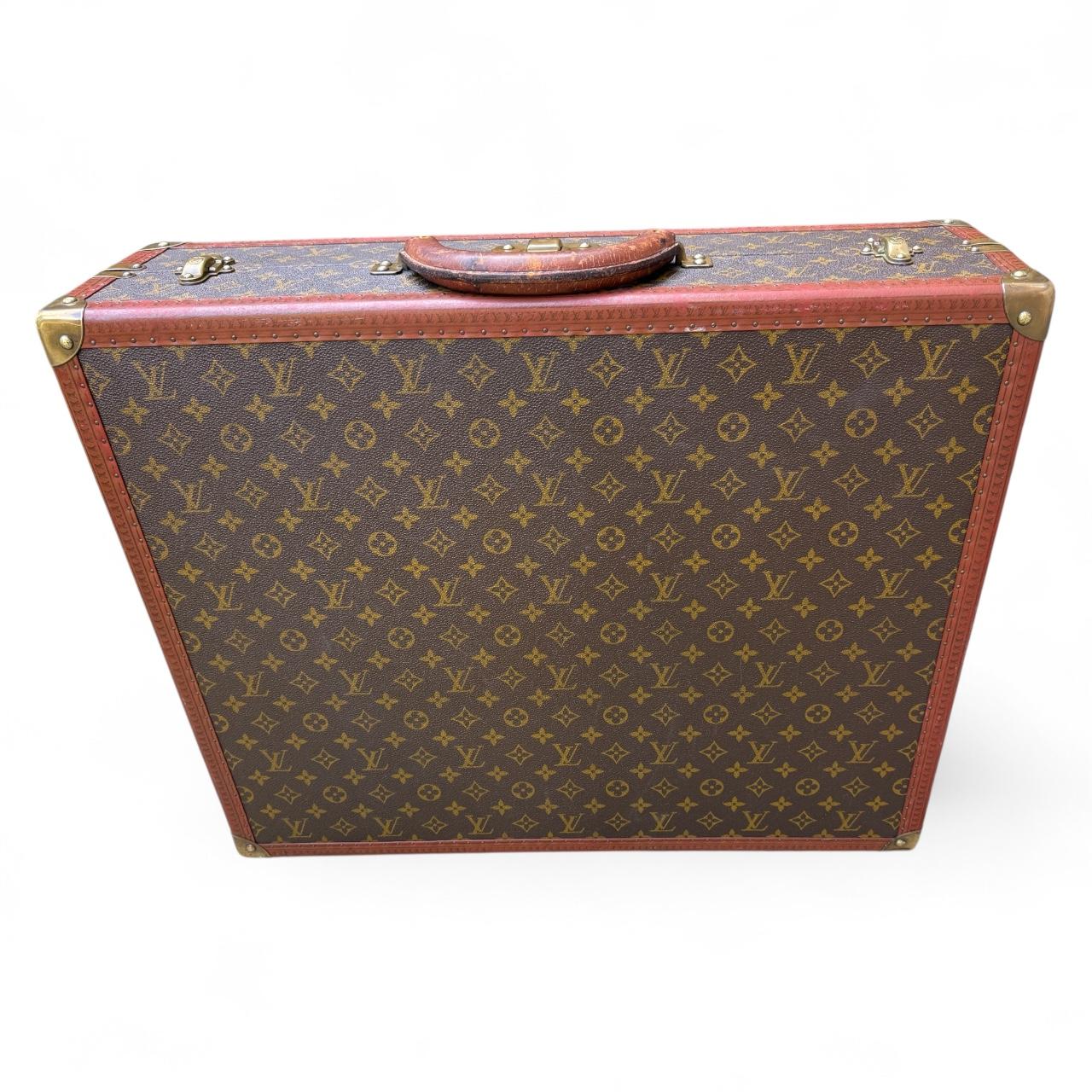 Seltener Koffer von Louis Vuitton 1960er Jahre (Mitte des 20. Jahrhunderts) im Angebot