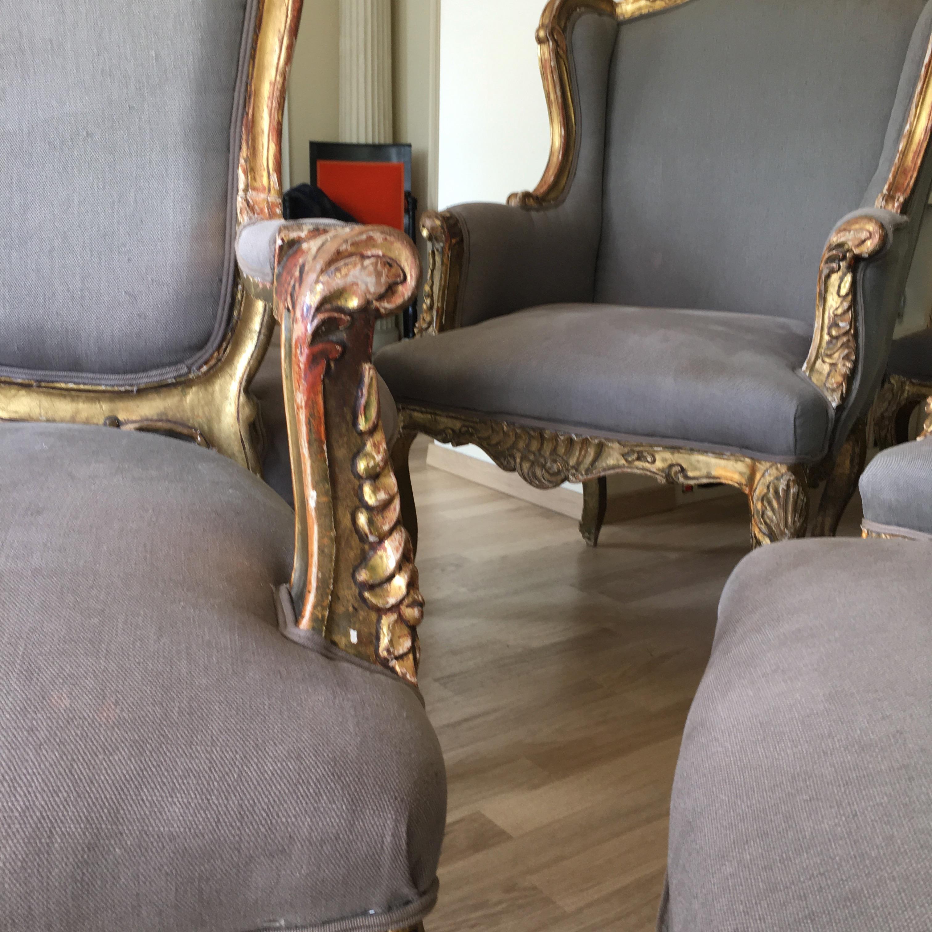 Suite de quatre fauteuils vénitiens en bois doré, Italie, fin du XIXe siècle en vente 2