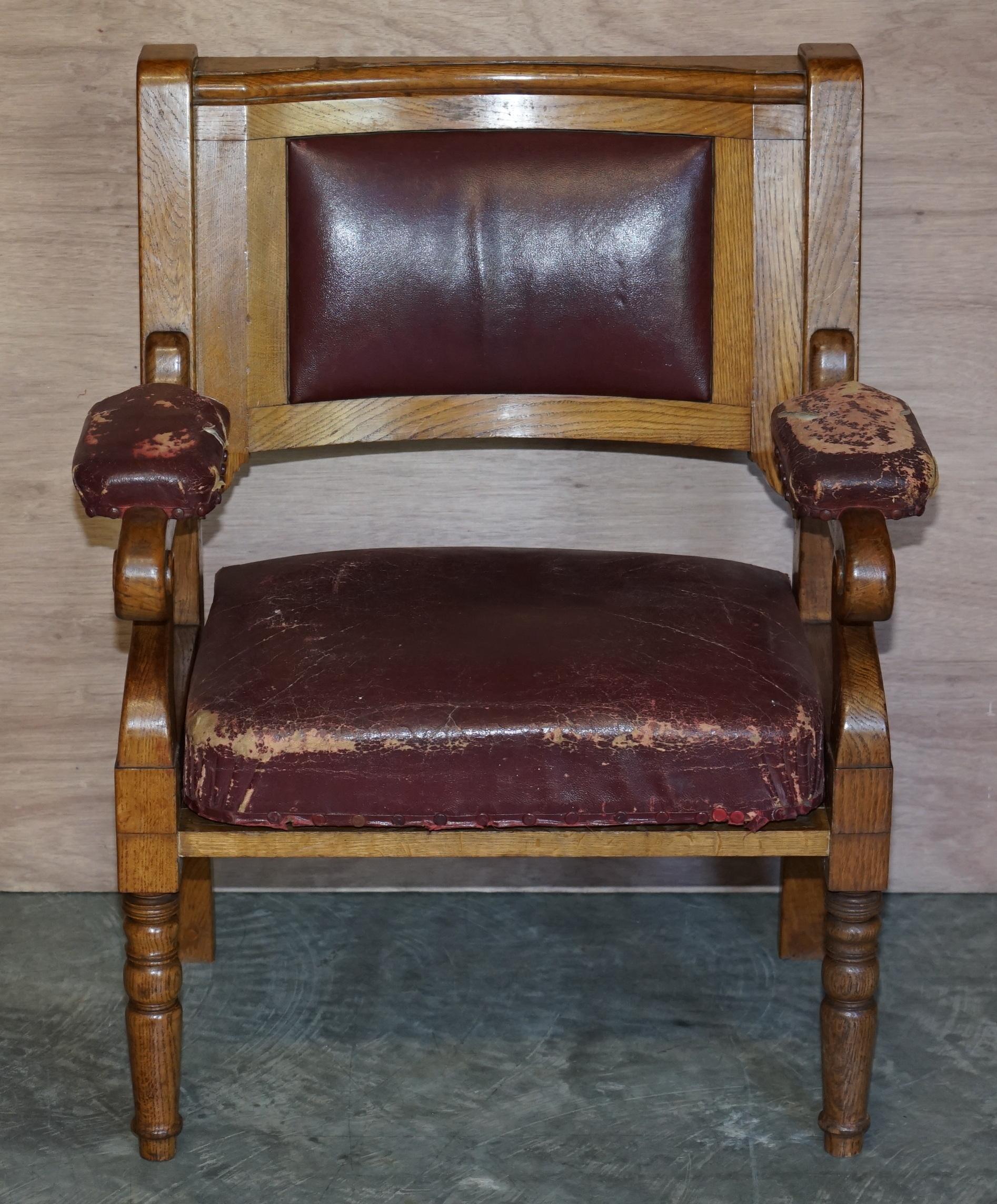 Rare Suite of Six Very Large Original Leather Golden Oak Freemason's Armchairs For Sale 14