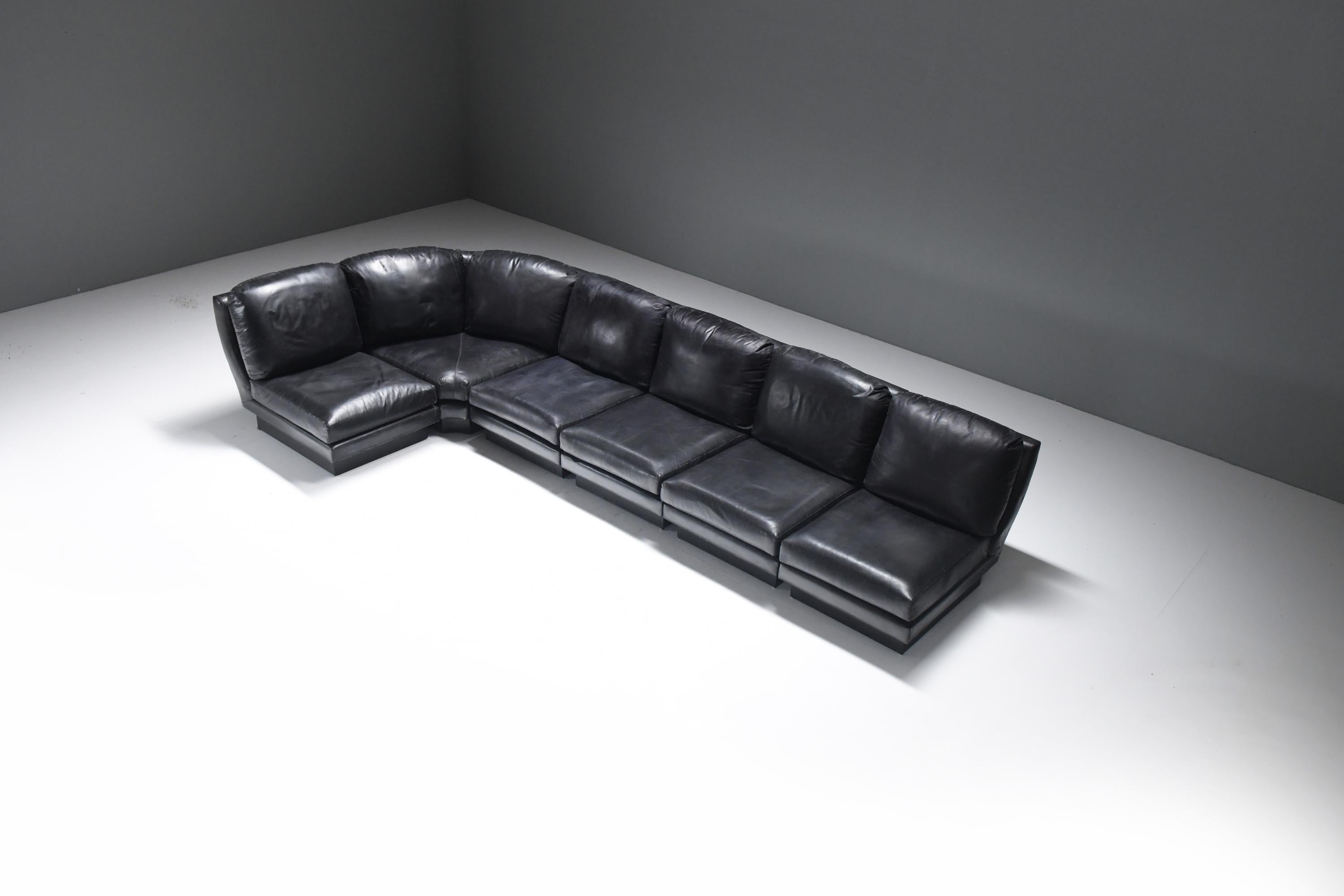 Seltenes modulares Sofa „Super C“ aus schwarzem Original-Leder von Willy Rizzo. Unterschrieben! (Italienisch) im Angebot