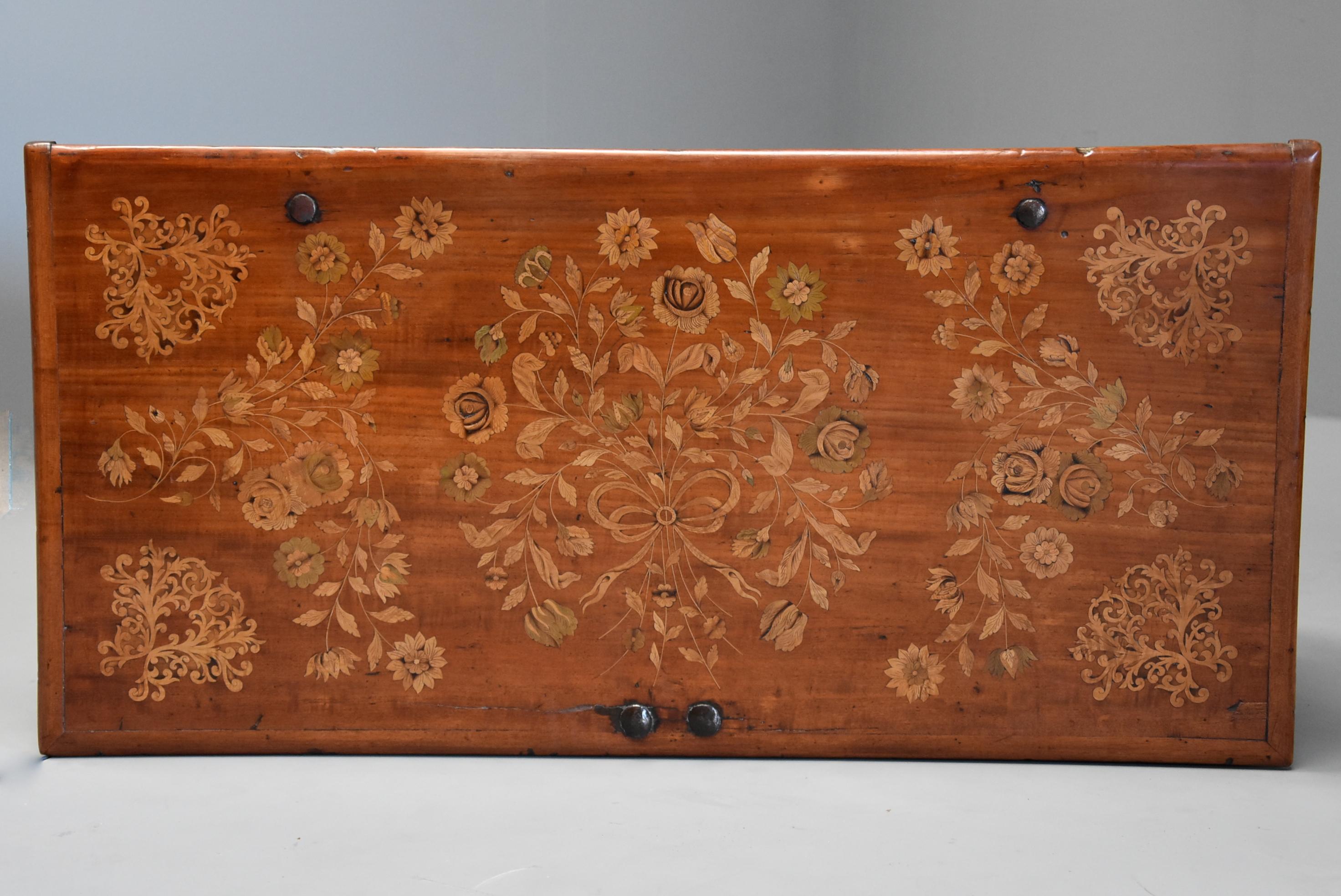 Rare Superb Quality Mid-19th Century Continental Floral Marquetry Teak Chest 7