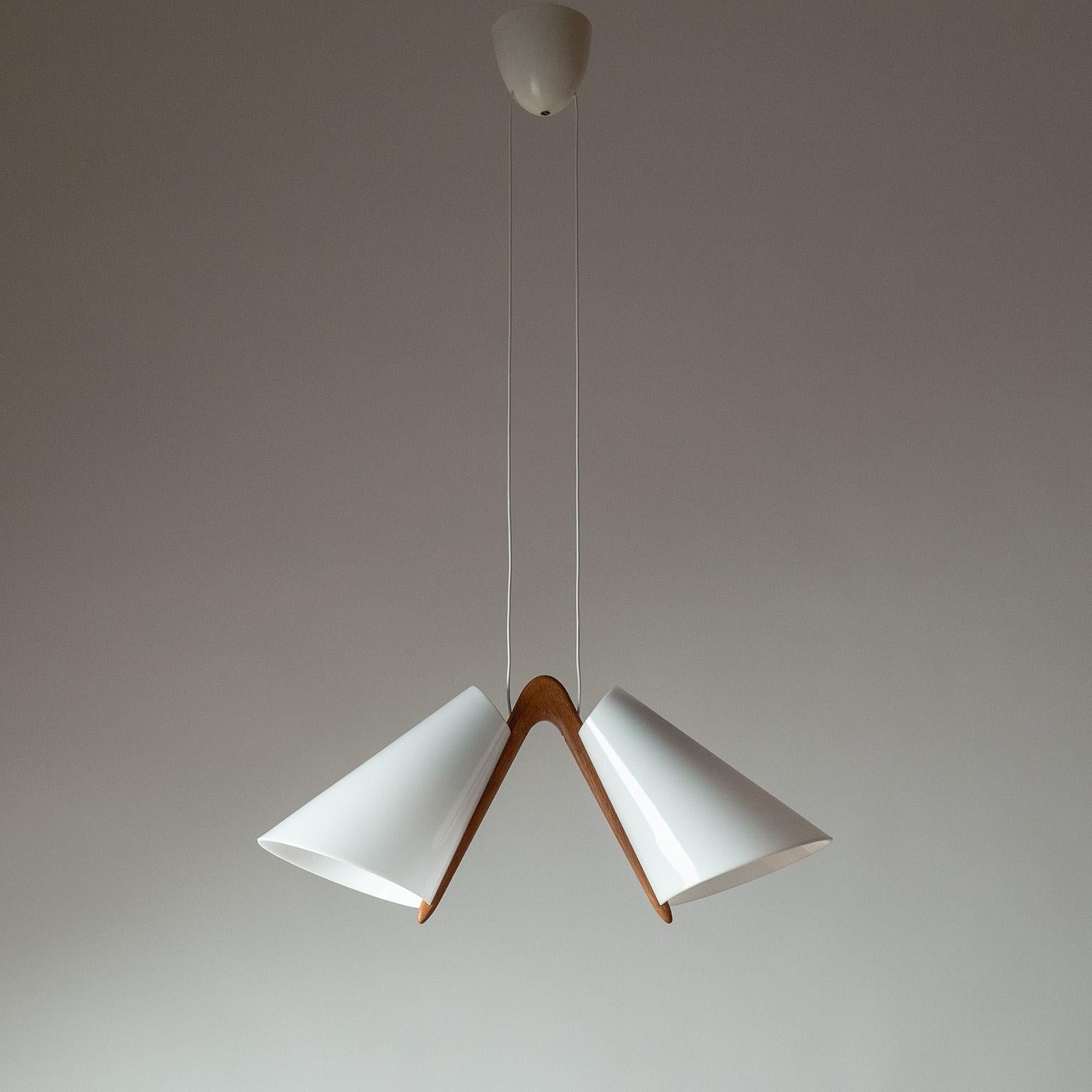 Rara lampada a sospensione di Luxus, Svezia, anni '50 In condizioni buone in vendita a Vienna, AT