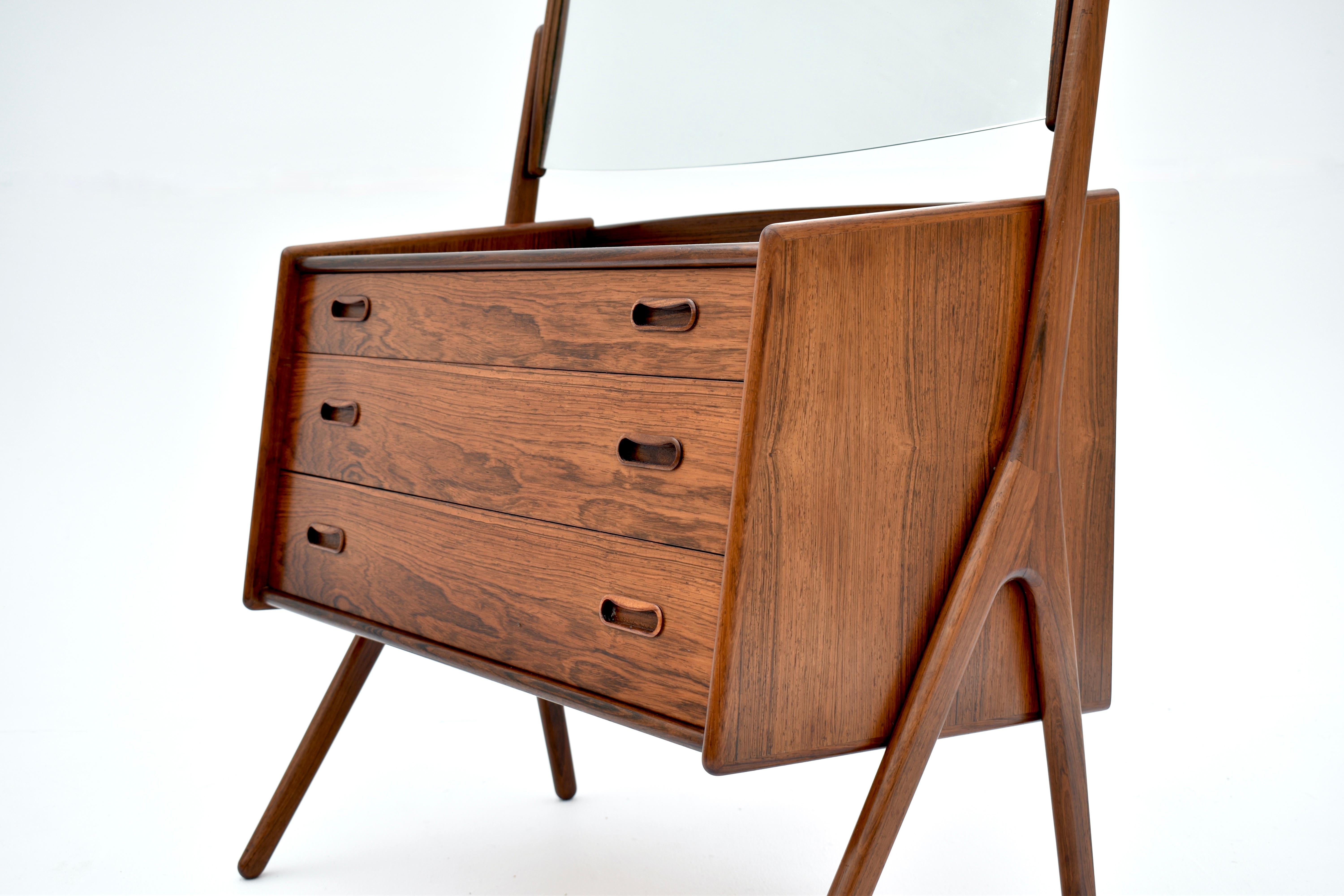 Mid-20th Century Rare Svend Åge Madsen Rosewood Vanity Dresser For N.B Mobelfabrik Denmark