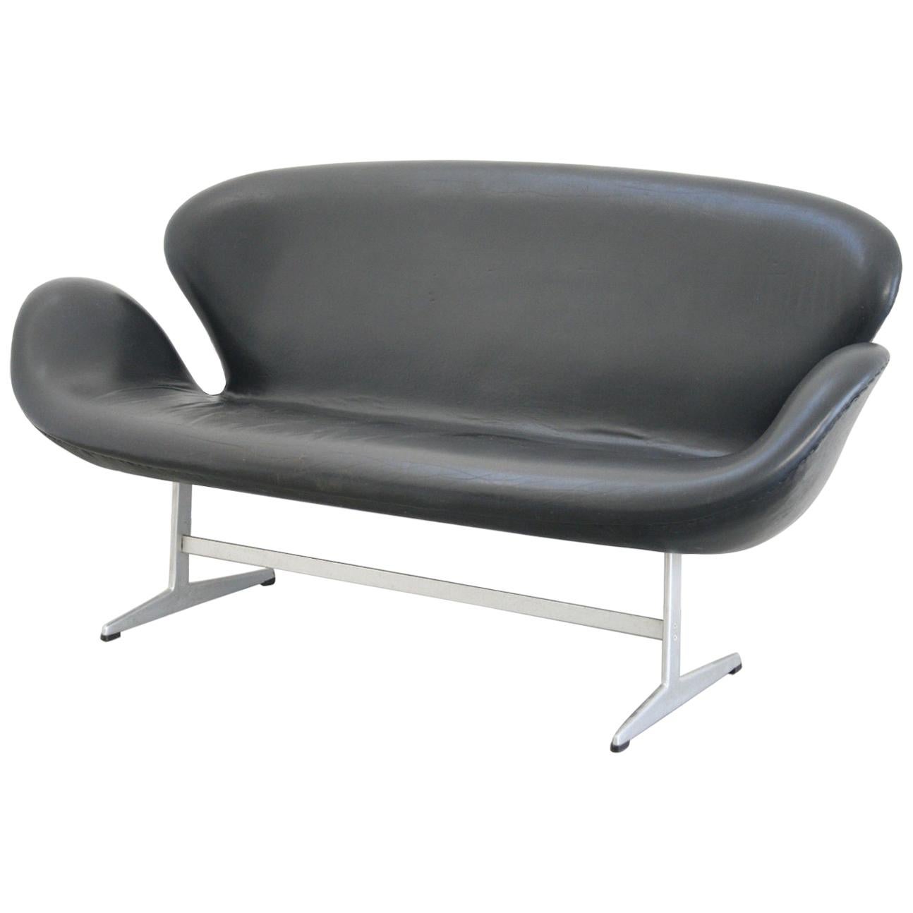 Rare canapé Swan d'Arne Jacobsen pour Fritz Hansen en gris/gris, vers 1968 en vente