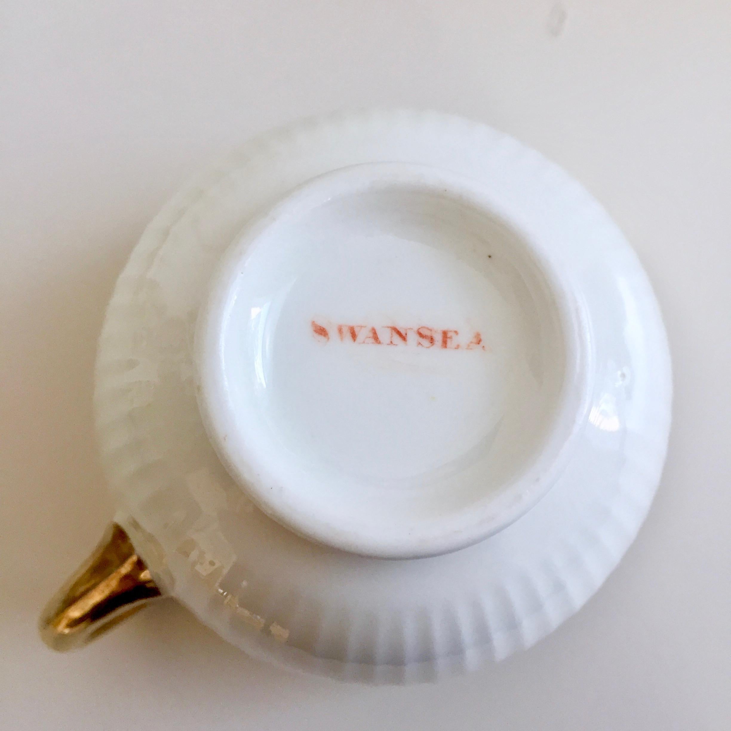 Swansea Porcelain Tea Set, Tea & Breakfast Cup White and Gilt, Regency ca 1820 For Sale 3
