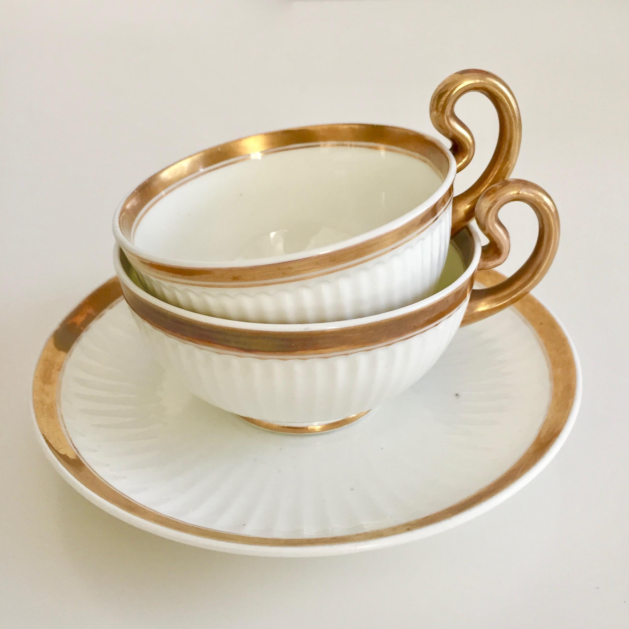 Regency Service à thé en porcelaine de Swansea:: thé & Tasse à déjeuner blanche et dorée:: Régence ca 1820 en vente