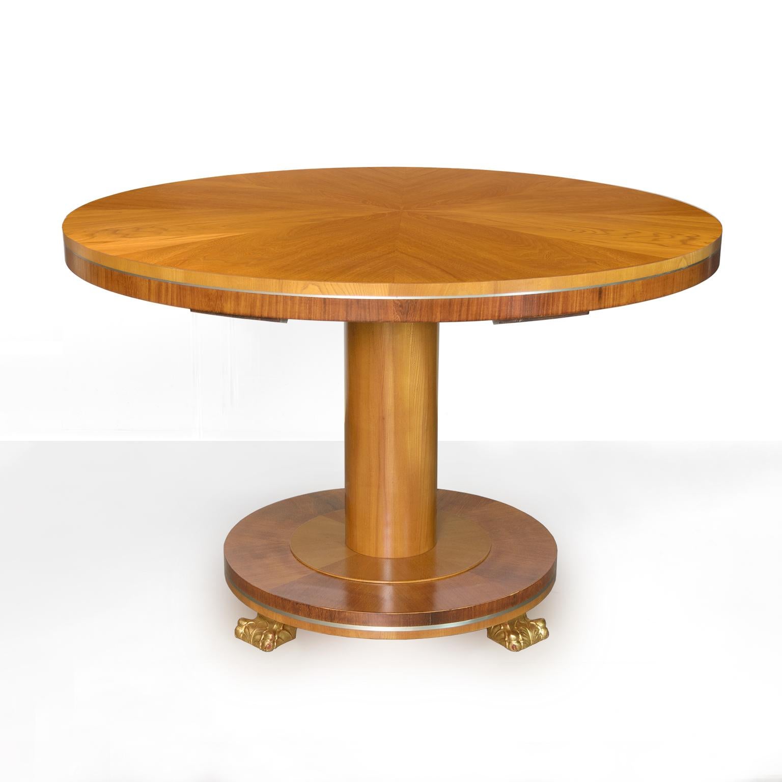 Rare Swedish Art Deco dining table Carl Bergsten, elm, mahogany In Good Condition For Sale In New York, NY
