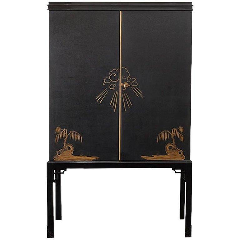 Rare Swedish Cabinet with Asian Motifs, circa 1930 In Excellent Condition In New York, NY