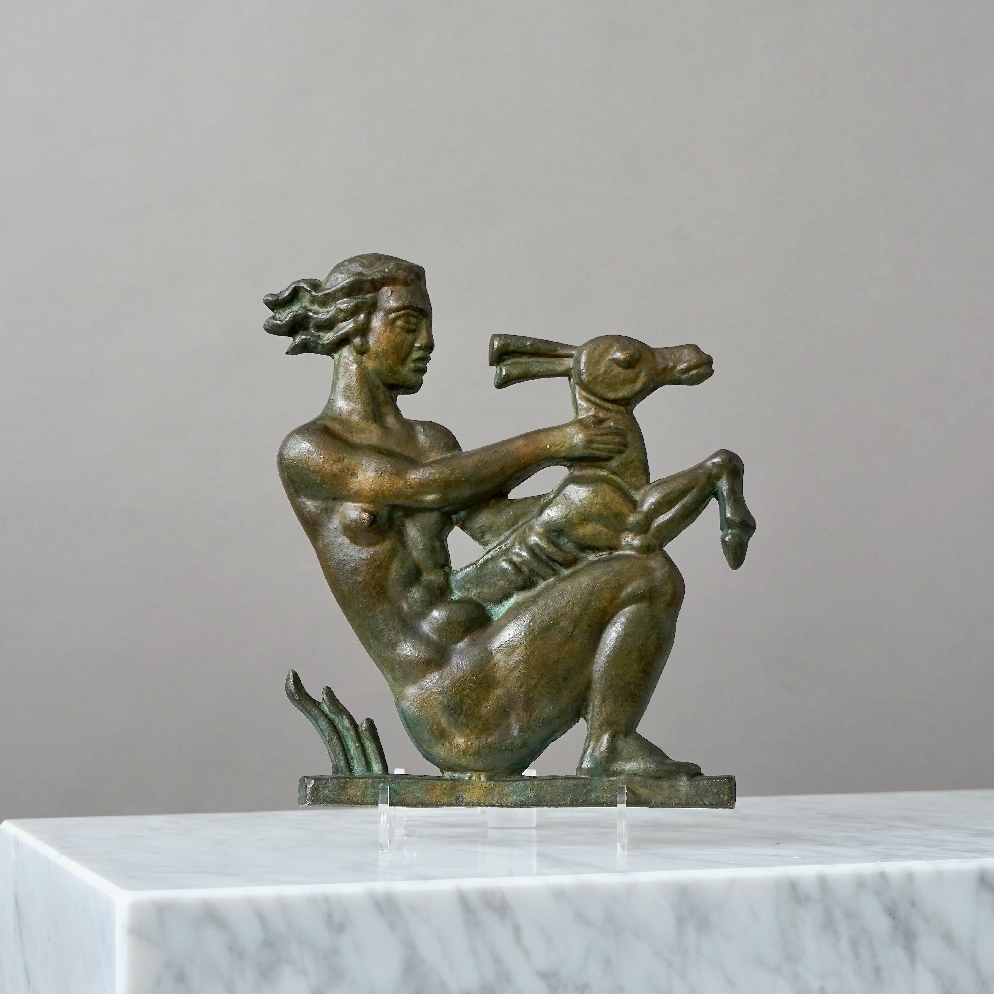 Seltene schwedische Grace-Bronze-Skulptur. Schweden, 1930er Jahre. (Schwedisch) im Angebot