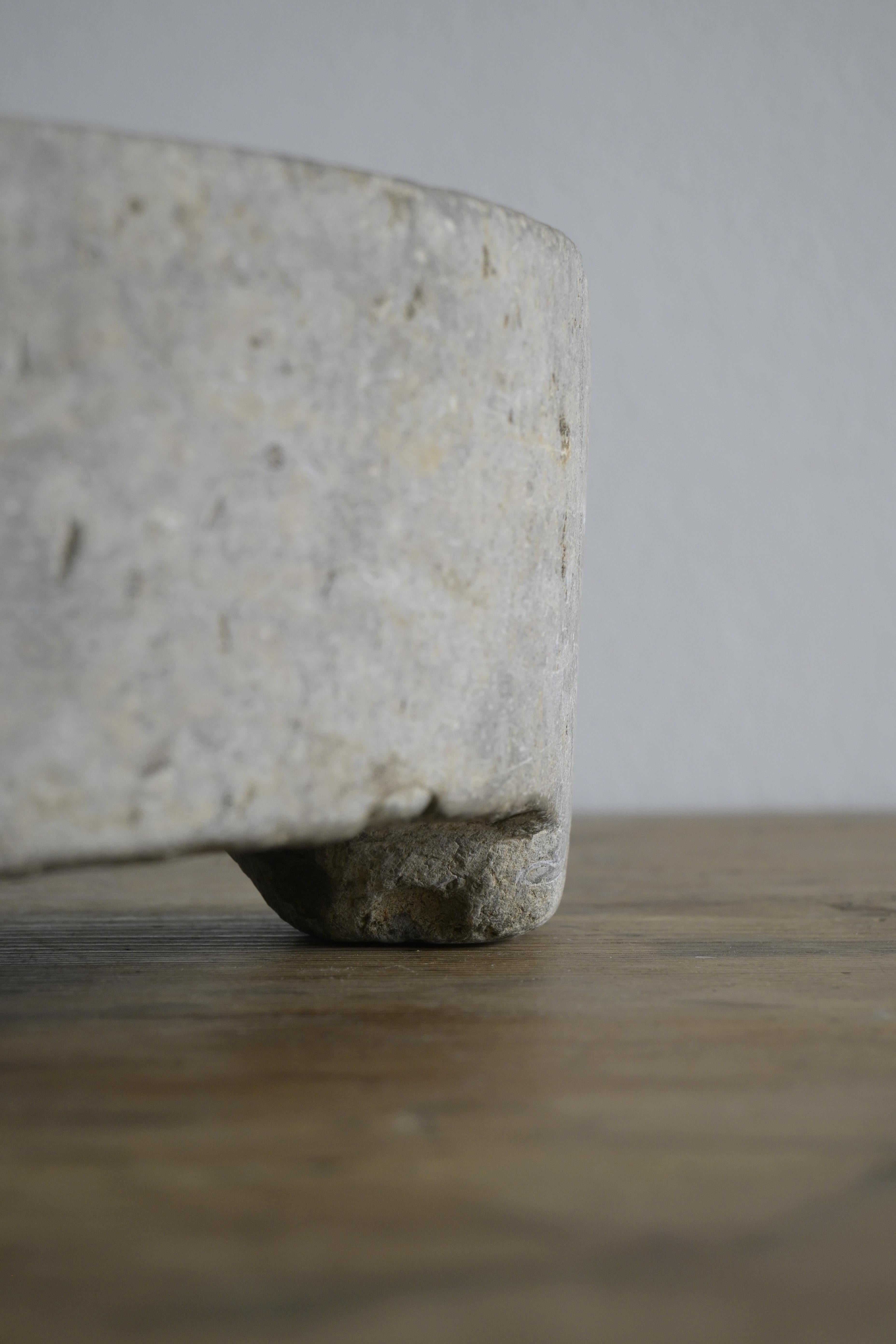 Rara tazza da sputo svedese in pietra calcarea di Öland dei primi anni del 1800 in vendita 2