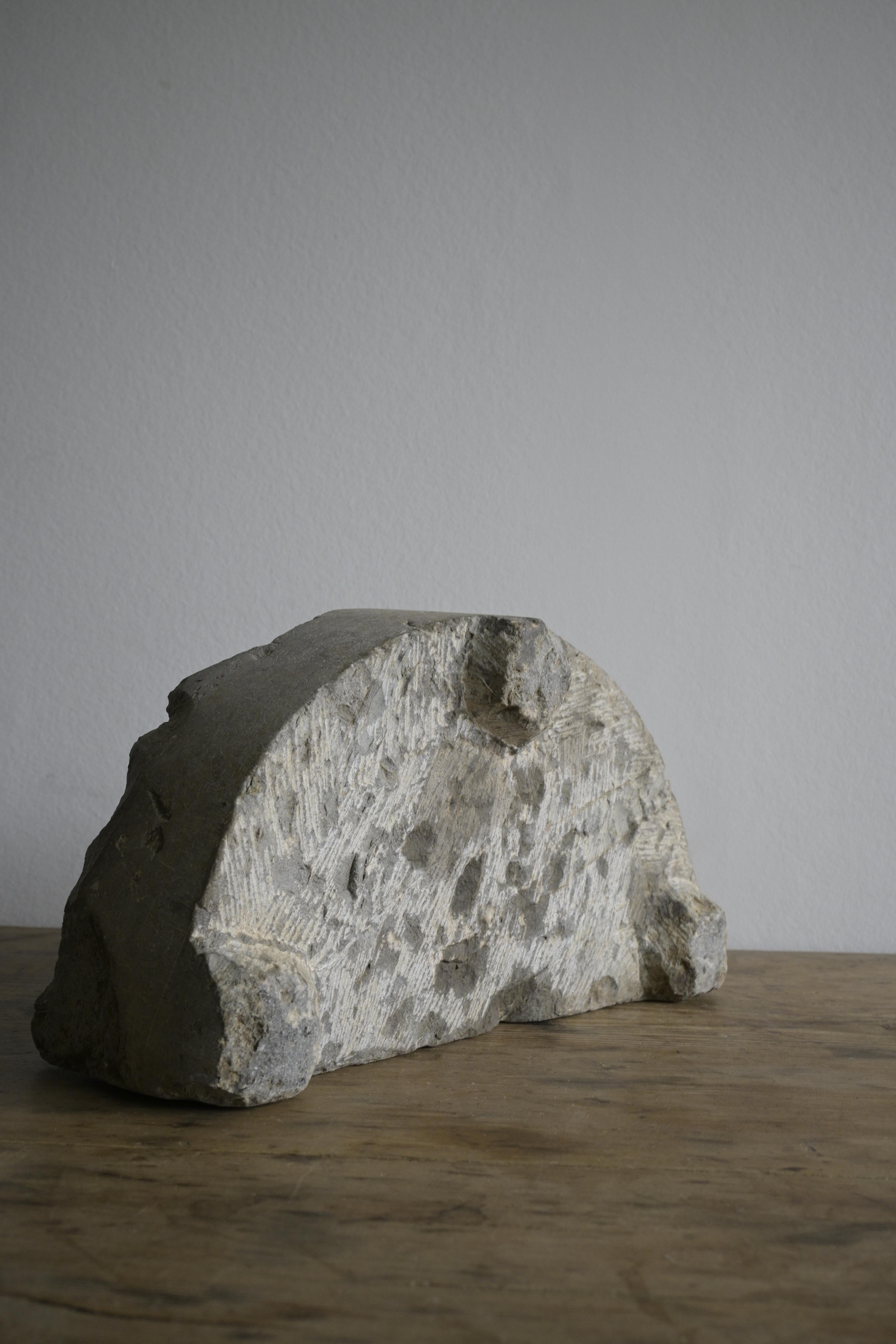 Rara tazza da sputo svedese in pietra calcarea di Öland dei primi anni del 1800 in vendita 7