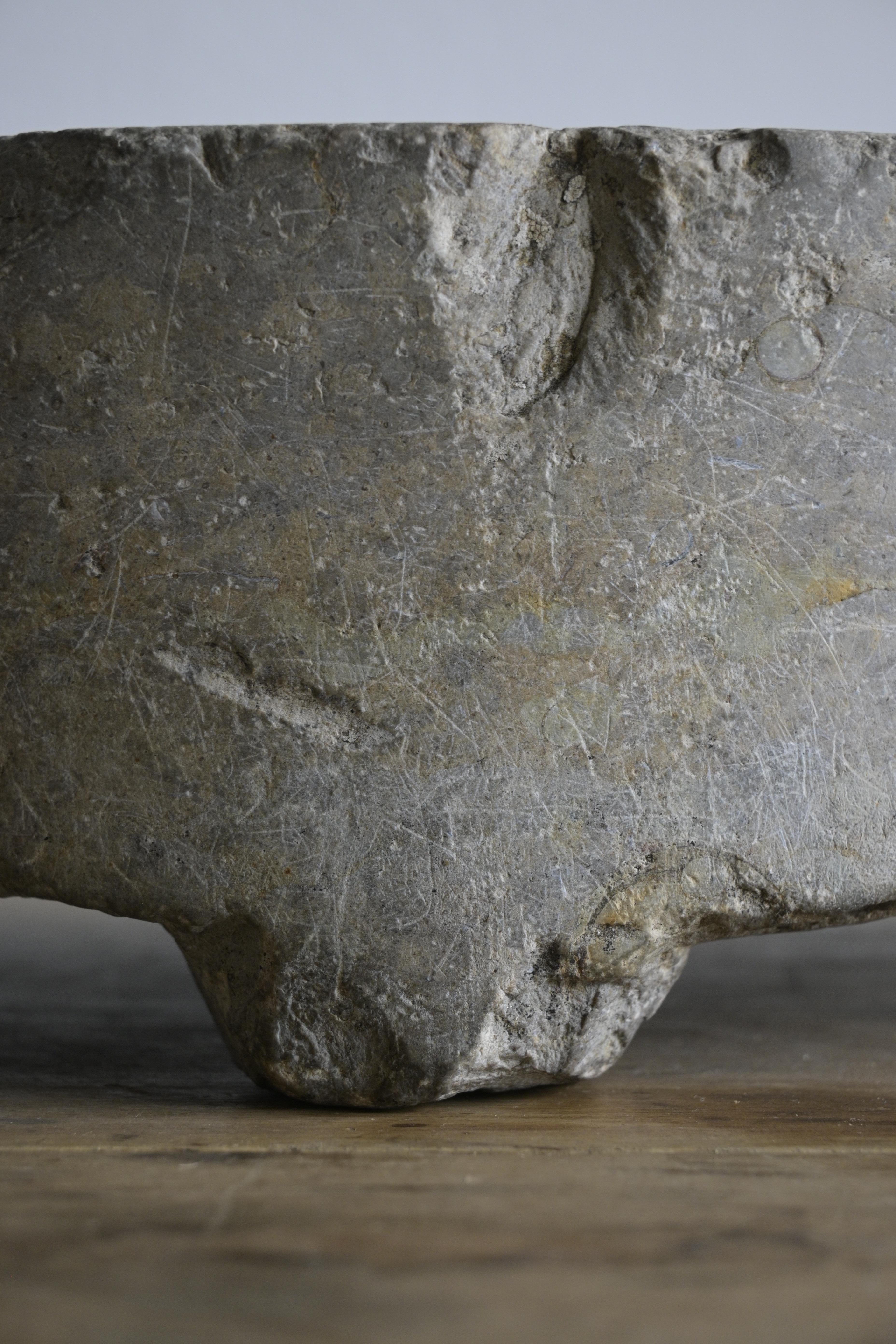 Rara tazza da sputo svedese in pietra calcarea di Öland dei primi anni del 1800 In condizioni buone in vendita a Farsta, SE