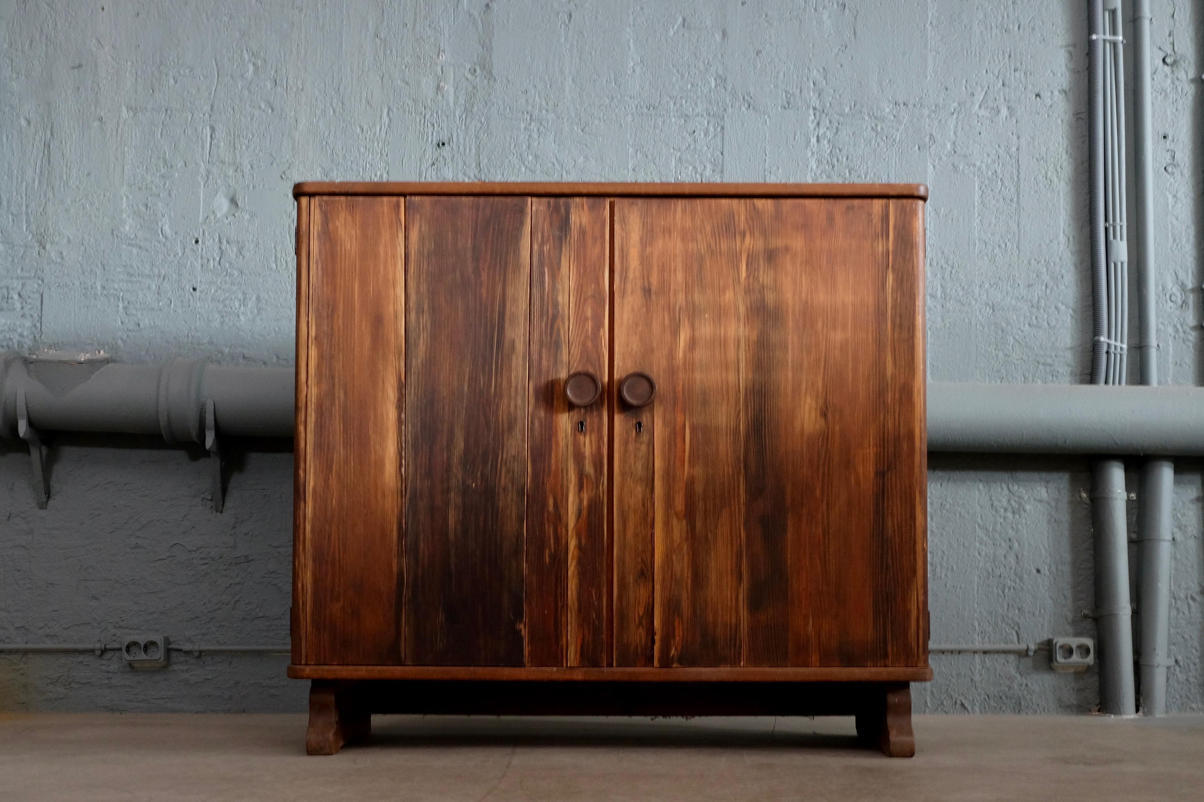 Rare Swedish Pine Cabinet, 1930s For Sale 5