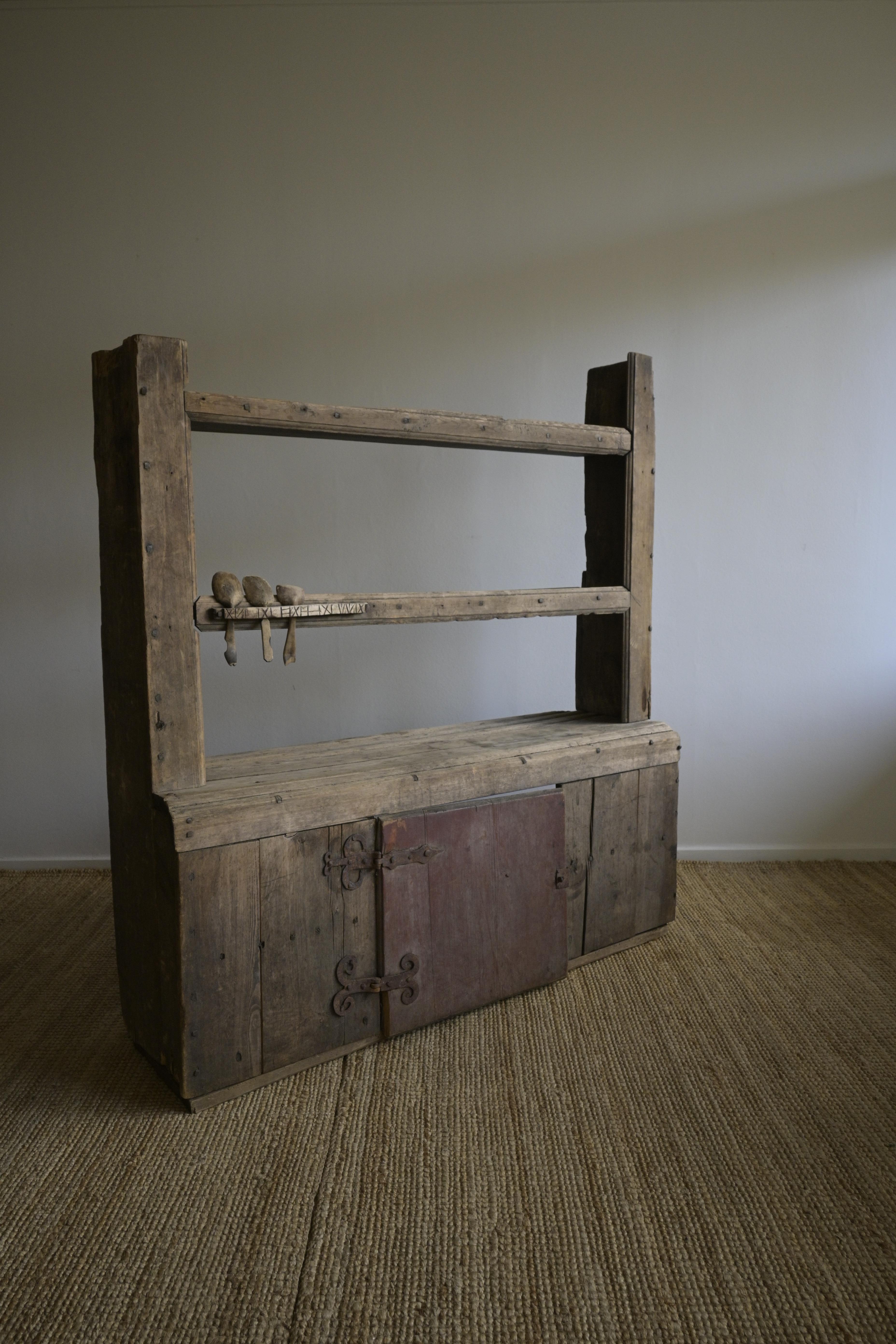 Rare Swedish Primitive 'Kärlhylla' Shelf Cabinet ca 1730 4