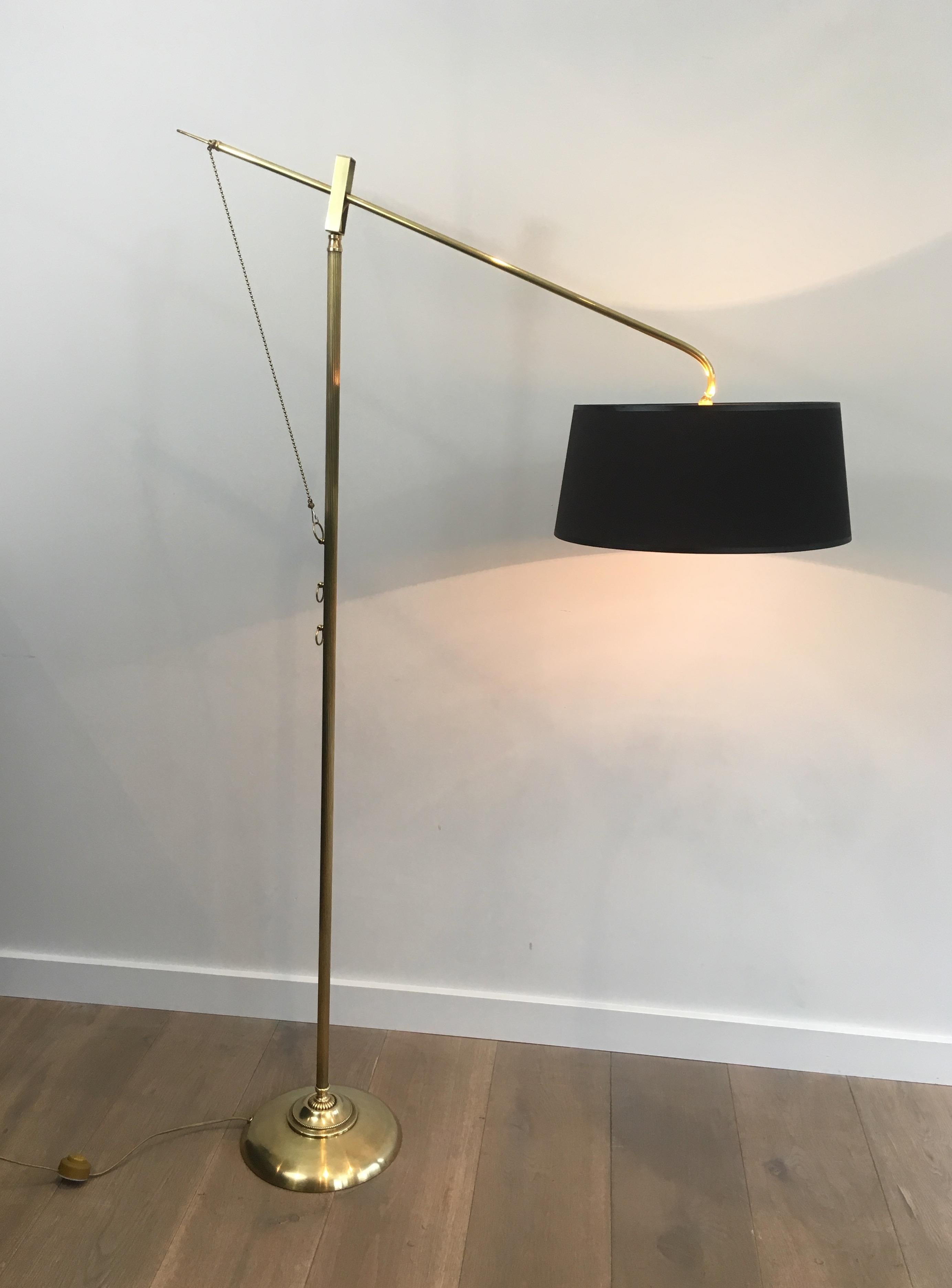 Rare Swinging Turning Brass Floor Lamp, French, circa 1940 In Good Condition In Marcq-en-Barœul, Hauts-de-France