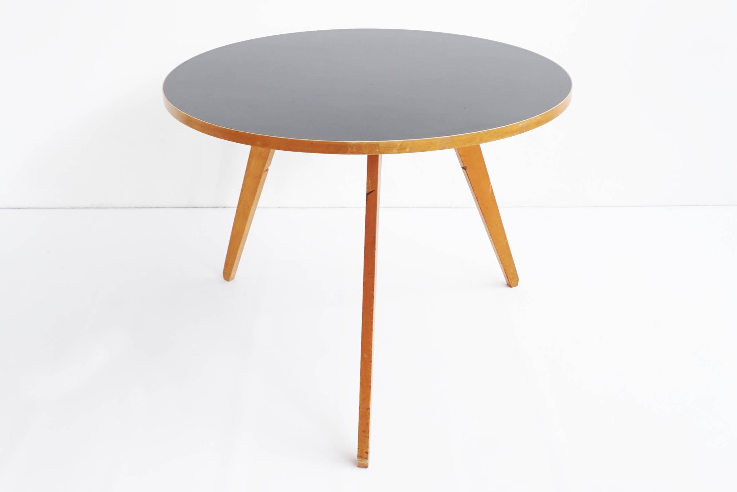 Mid-Century Modern Rare Swiss Design 1956 Coffee Table Convertible into Dining Table