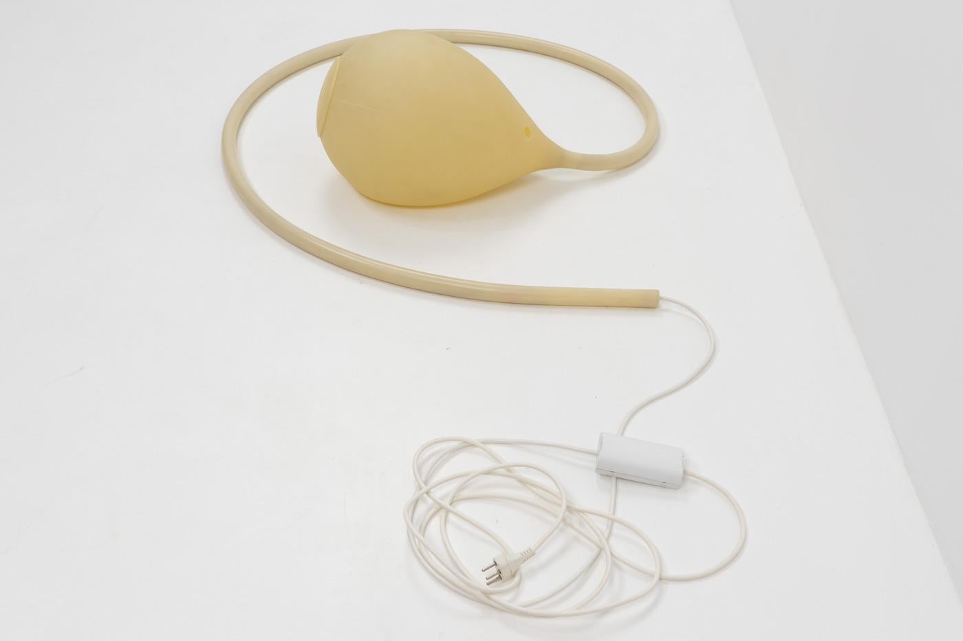 Seltene Schweizer Design-Stehlampe Jingzi Silicone, Herzog & De Meuron, 2000er Jahre (Schweizerisch) im Angebot