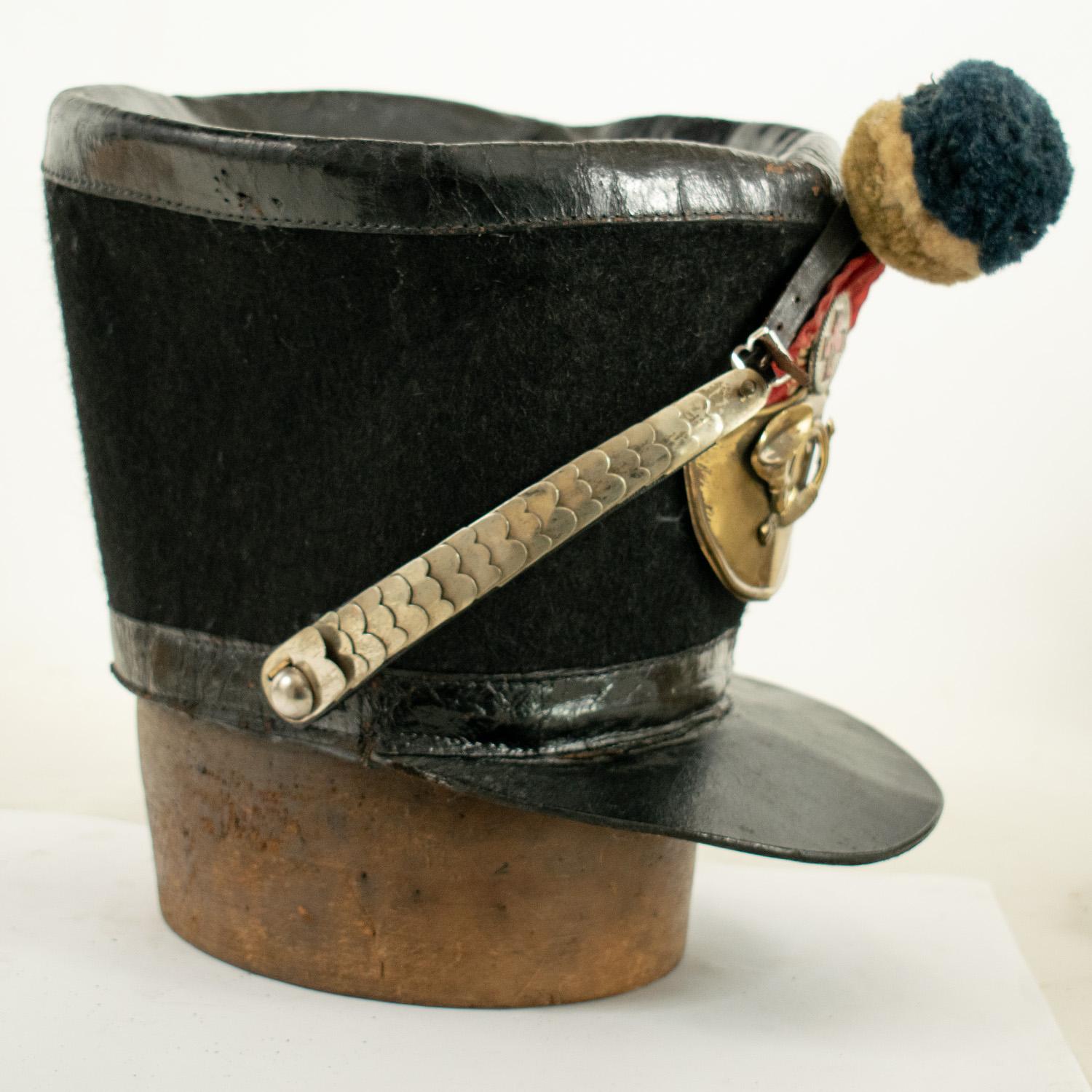 Seltener SWISS MODEL 1830 BELL TOP SHAKO Helm nach Jaeger Regiment (19. Jahrhundert) im Angebot
