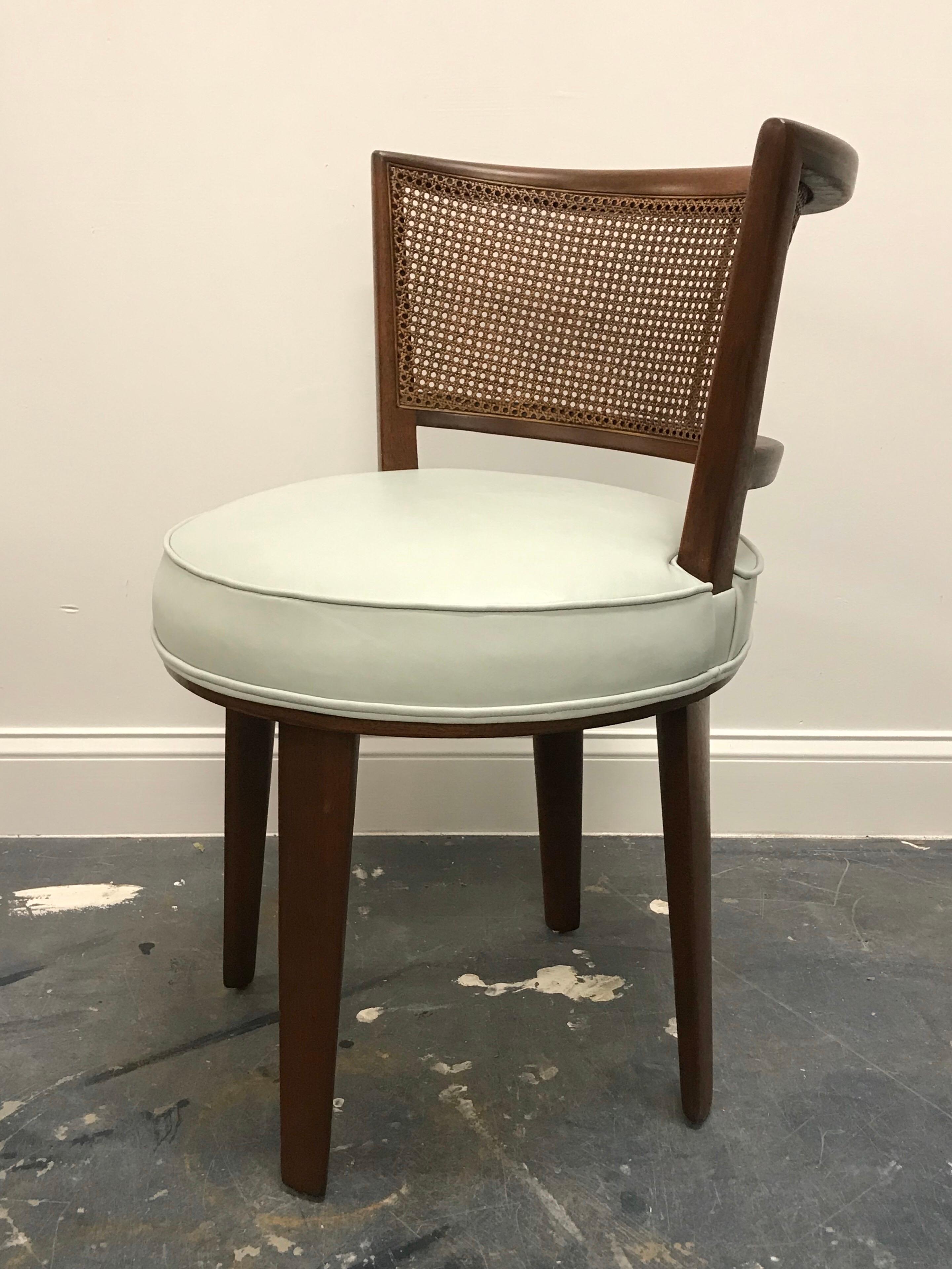 Mid-Century Modern Rare Swiveling Chair by Edward Wormley for Dunbar