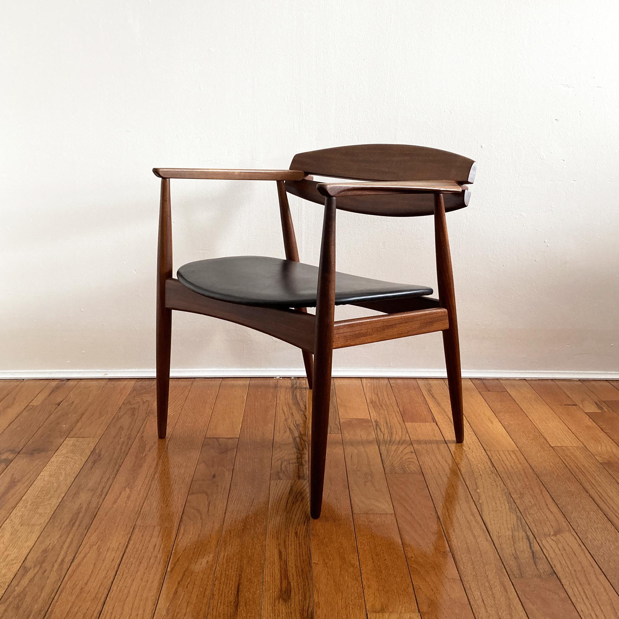 Sylvester & Matz Teak Chair with Black Faux Leather Seat, 1950s For Sale 1