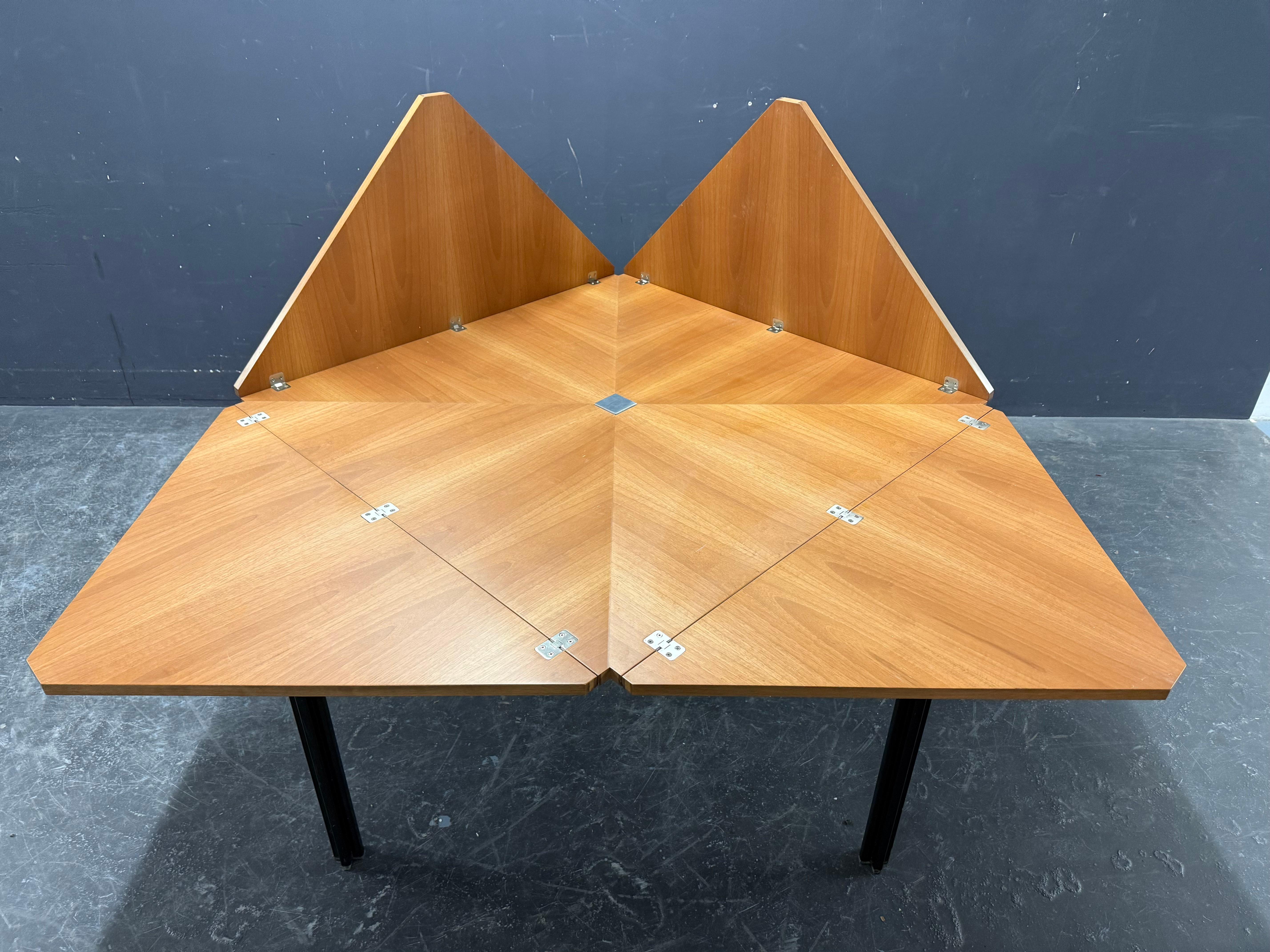 Rare table T92 d'Eugenio Gerli pour Tecno en vente 5