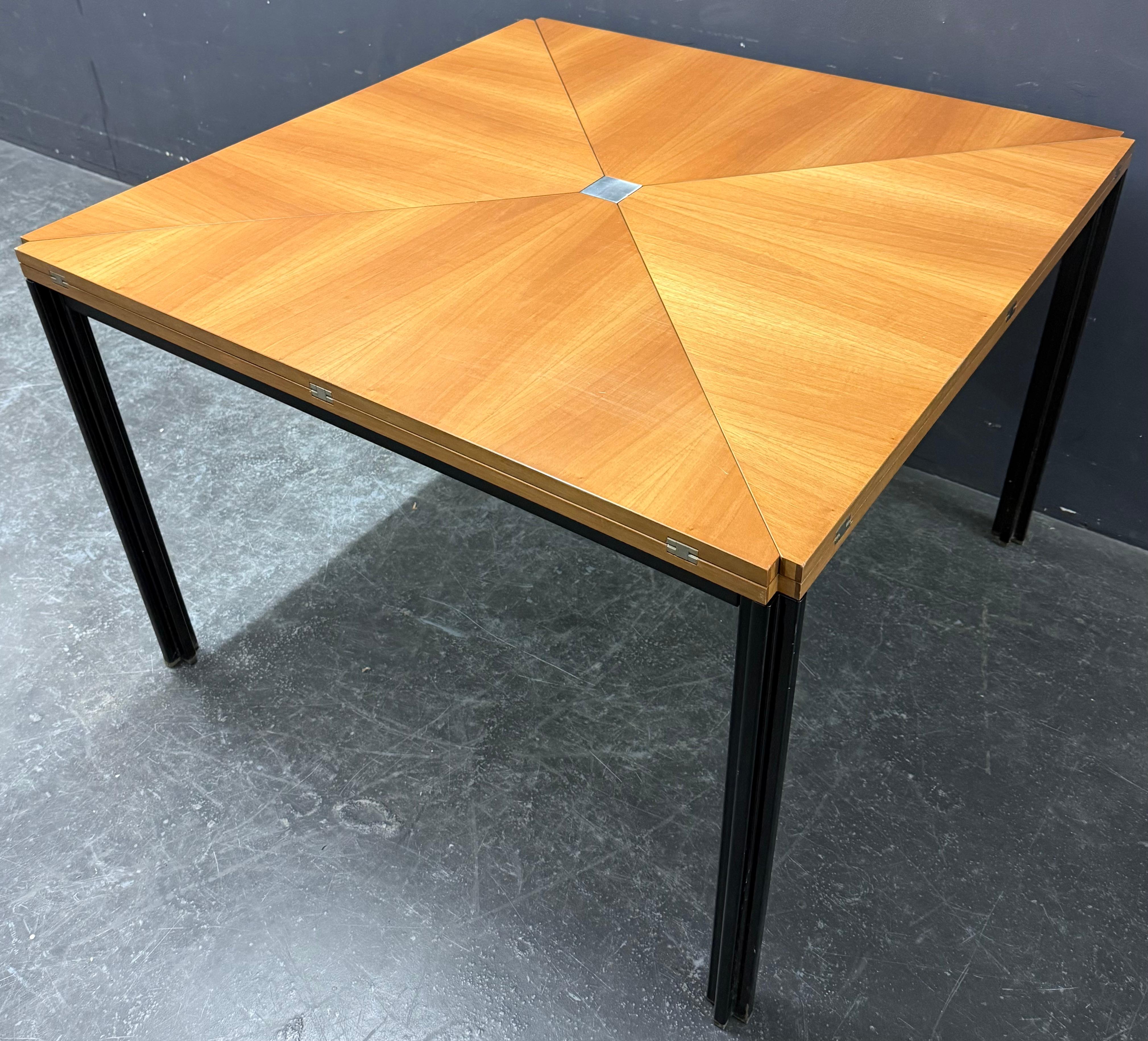 Mid-Century Modern Rare table T92 d'Eugenio Gerli pour Tecno en vente