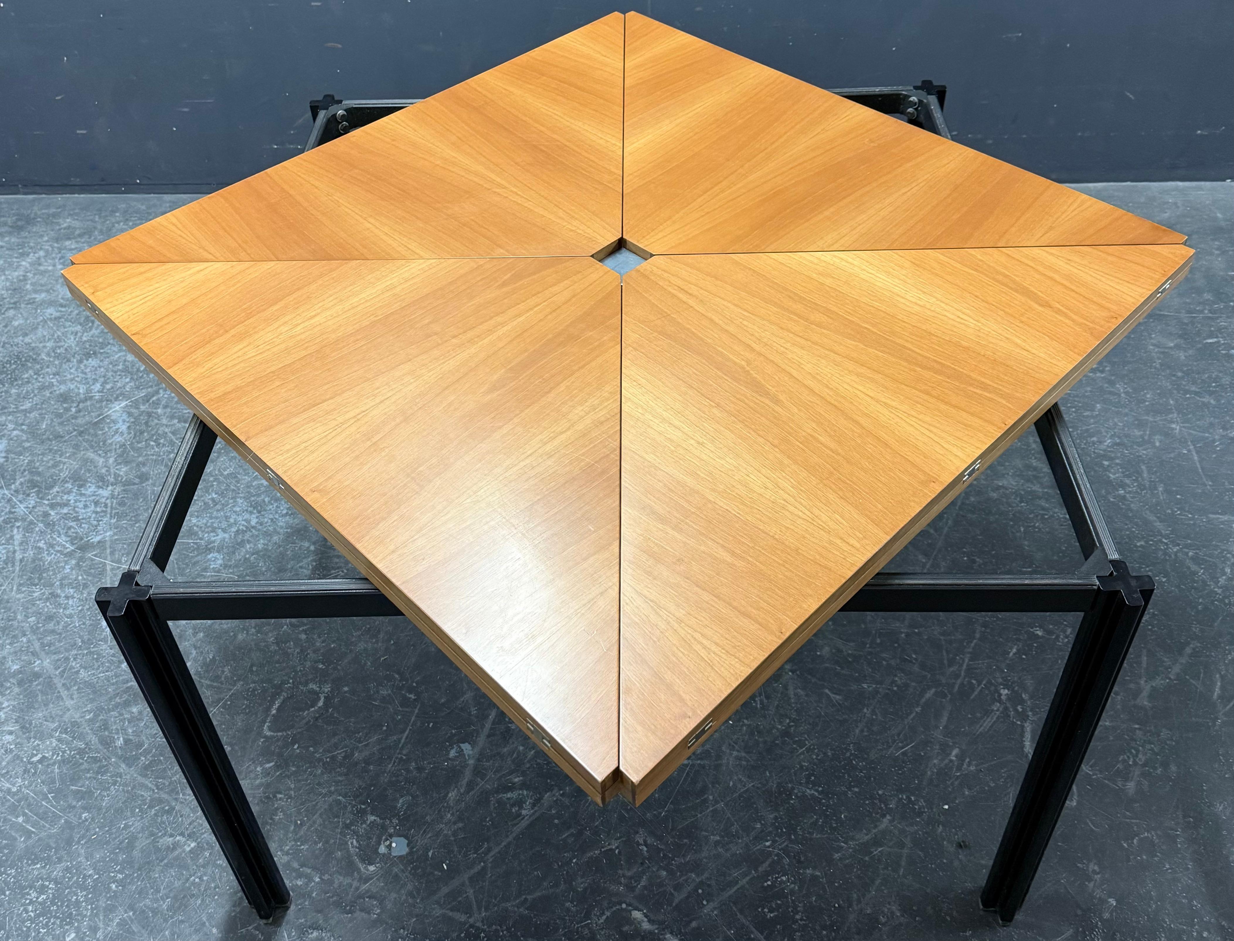 Rare table T92 d'Eugenio Gerli pour Tecno en vente 1