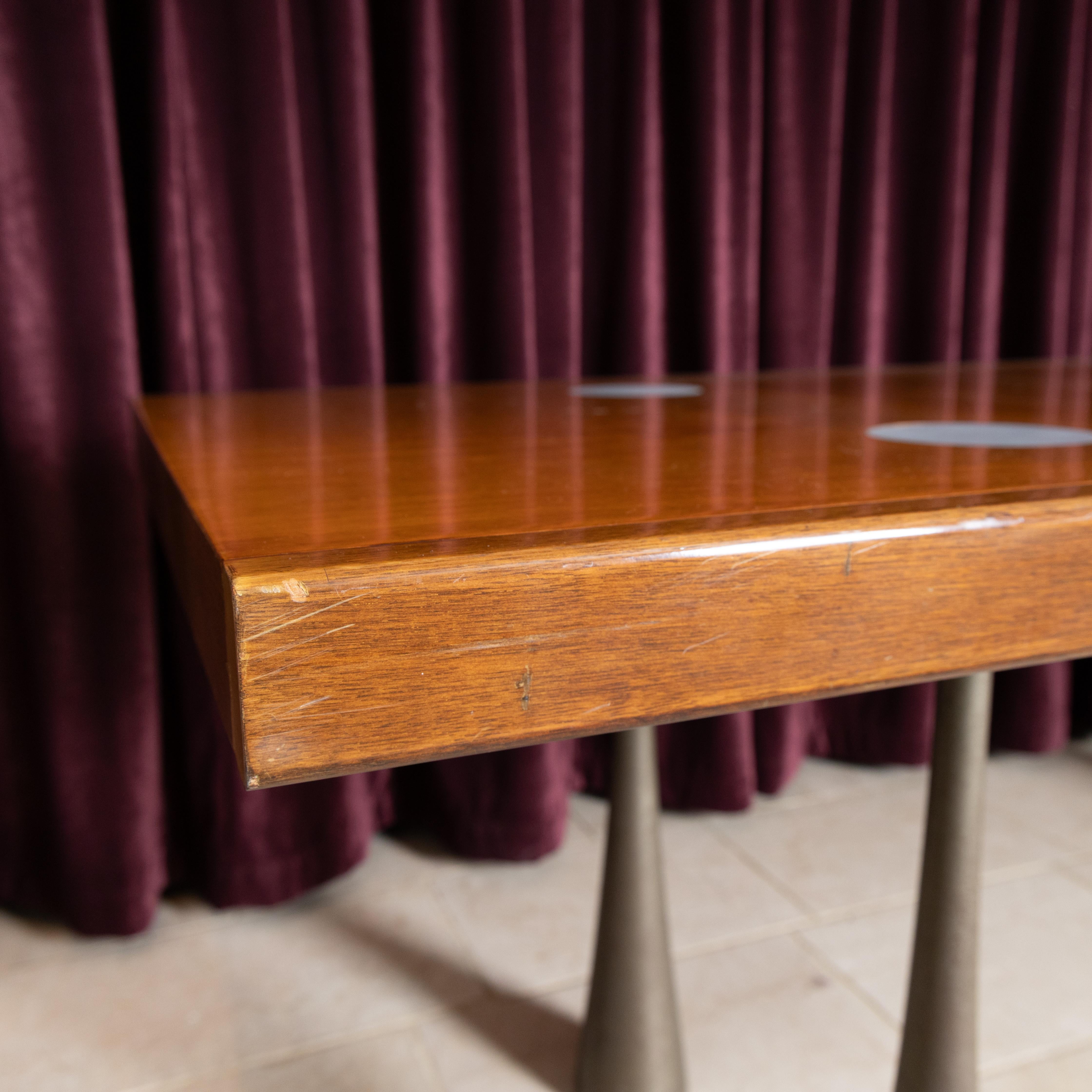 Modern Rare table by Angelo Mangiarotti for La Sorgente del Mobile, Italy, 1972 For Sale