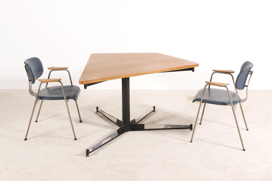 Rare Table by Willy Van Meeren for the HBK Bank Building, 1967 For Sale 3