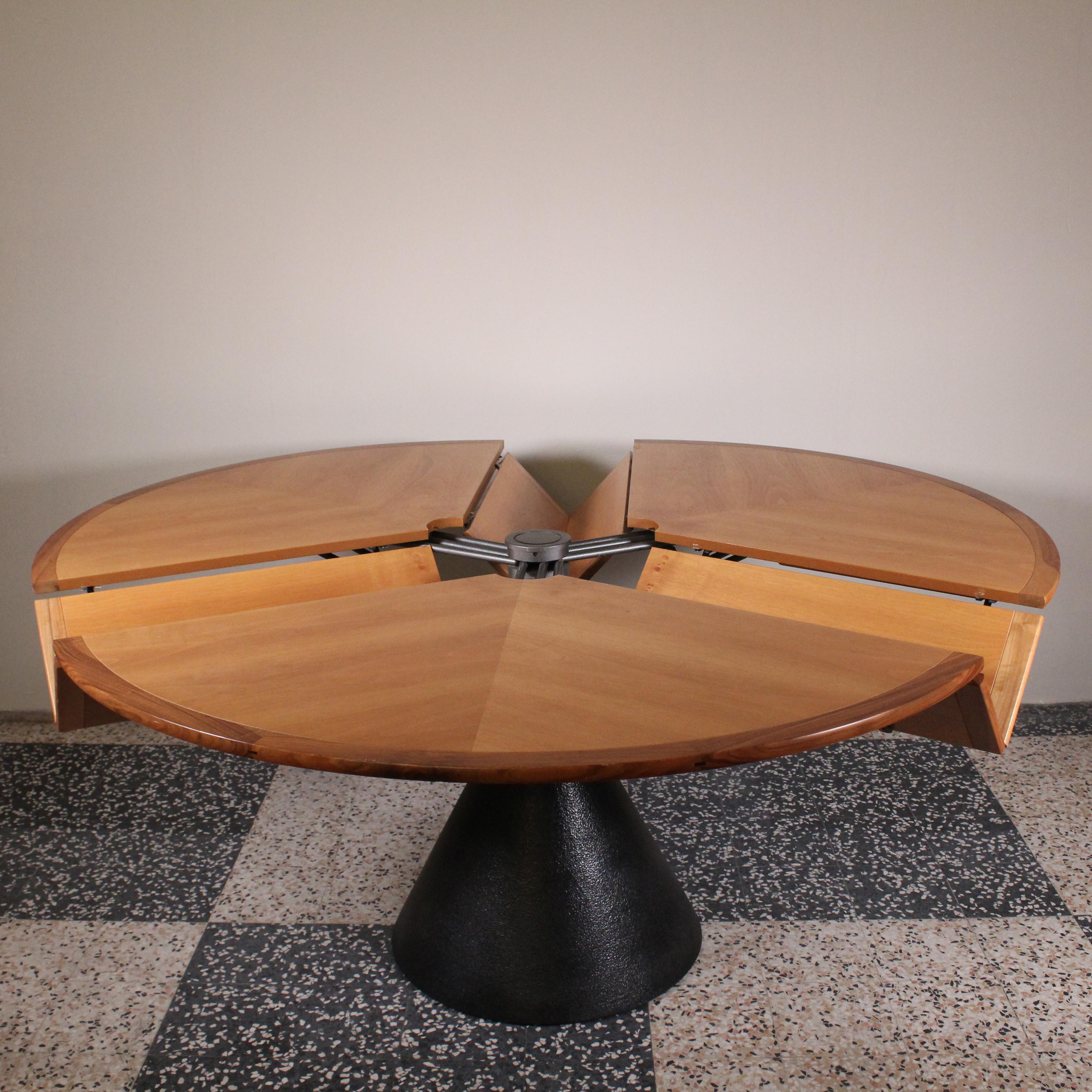 Wood Rare table extensible by Francesco Fois, Bernini, 1989