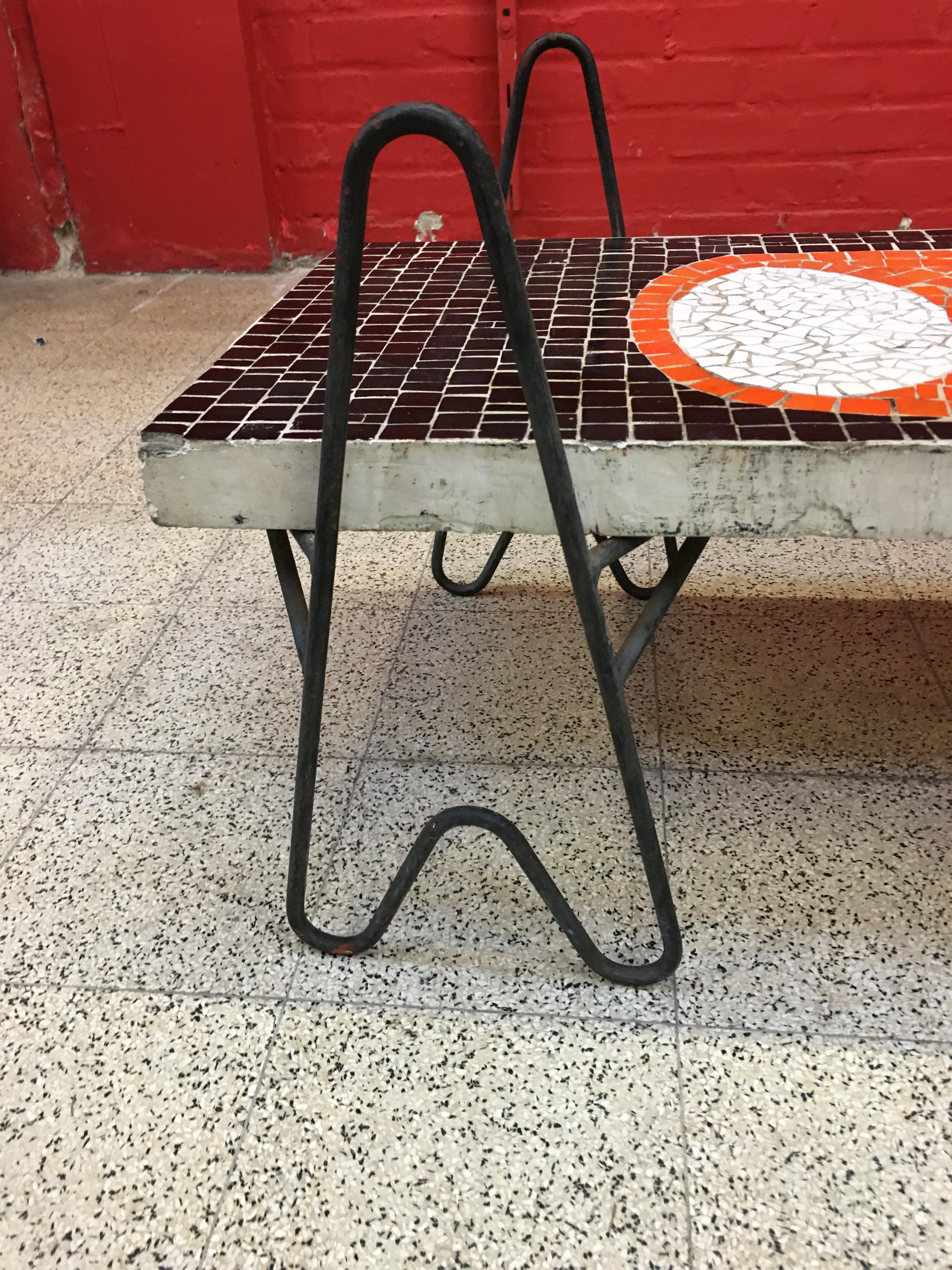 Rare table en ciment:: céramique et fer forgé:: Belgique:: vers 1950 Bon état - En vente à Saint-Ouen, FR