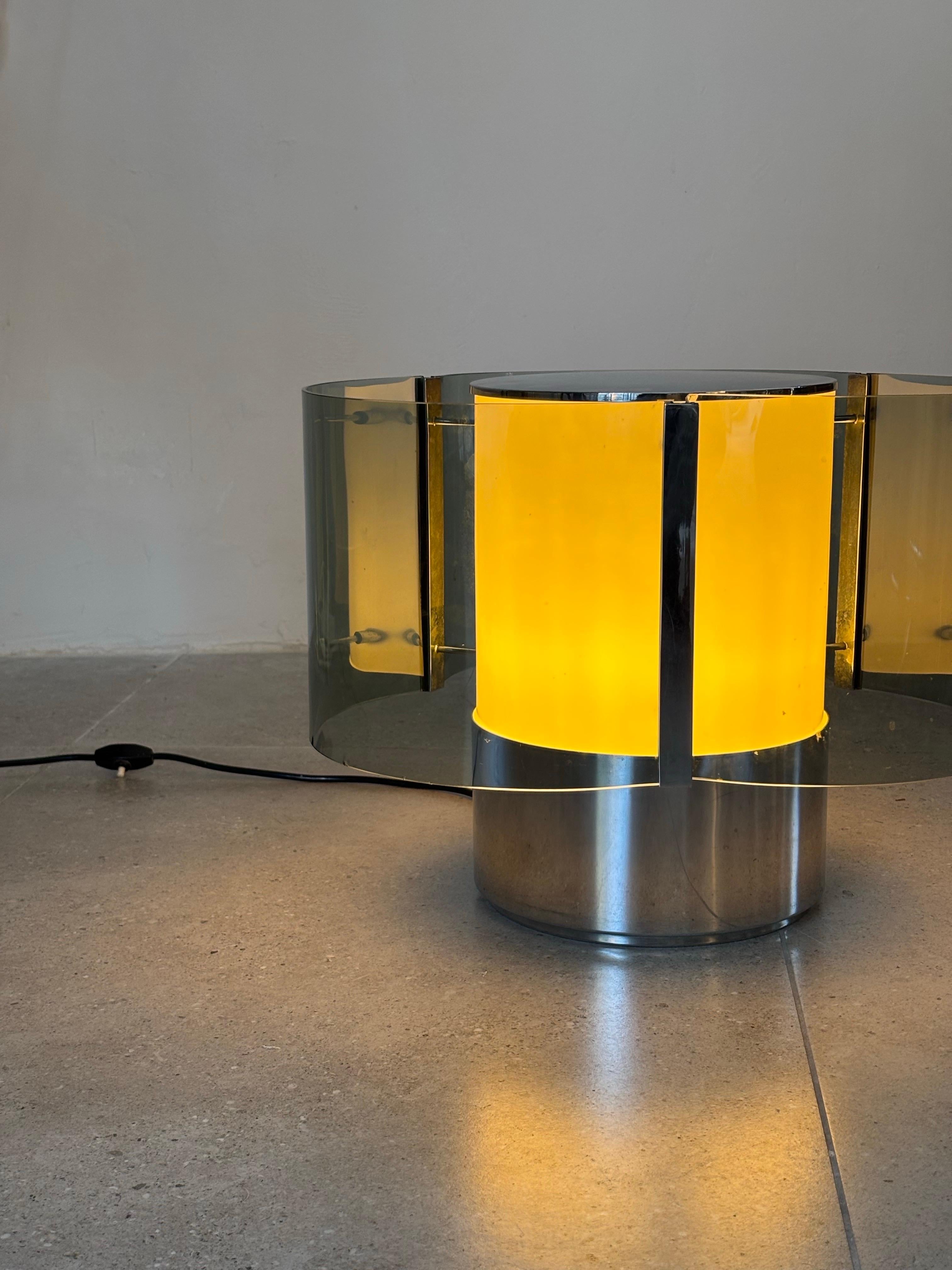 Rara lámpara de mesa de Alberto Rosselli para Fontana Arte, años 60 Italia en Bueno estado para la venta en Tel Aviv-Yafo, Tel Aviv District