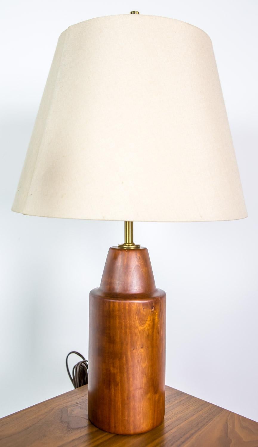 Rare table lamp by Arden Riddle in cherry.
To be on the the safe side, the lamp should be checked locally by a specialist concerning local requirements.
