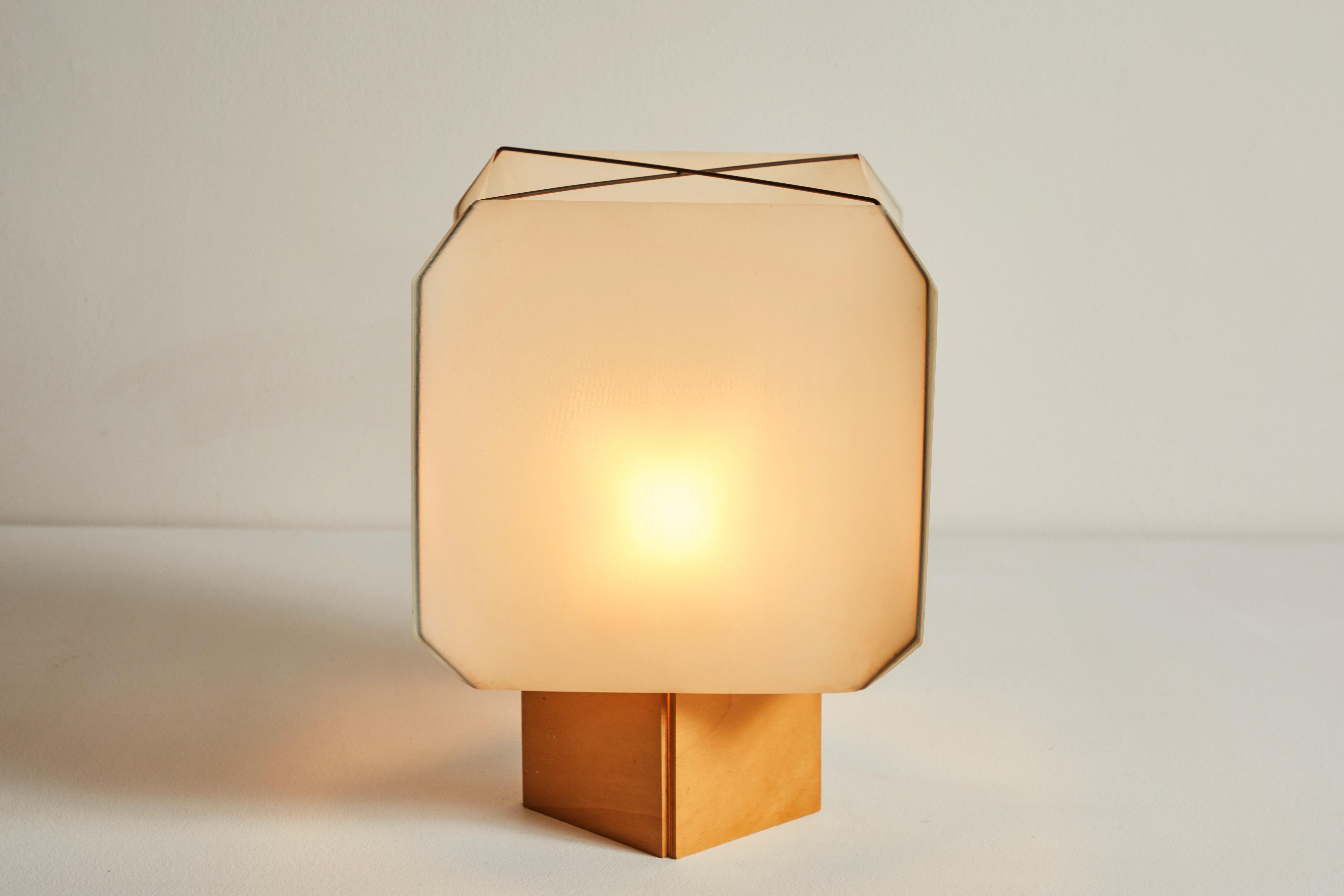 bali table lamp