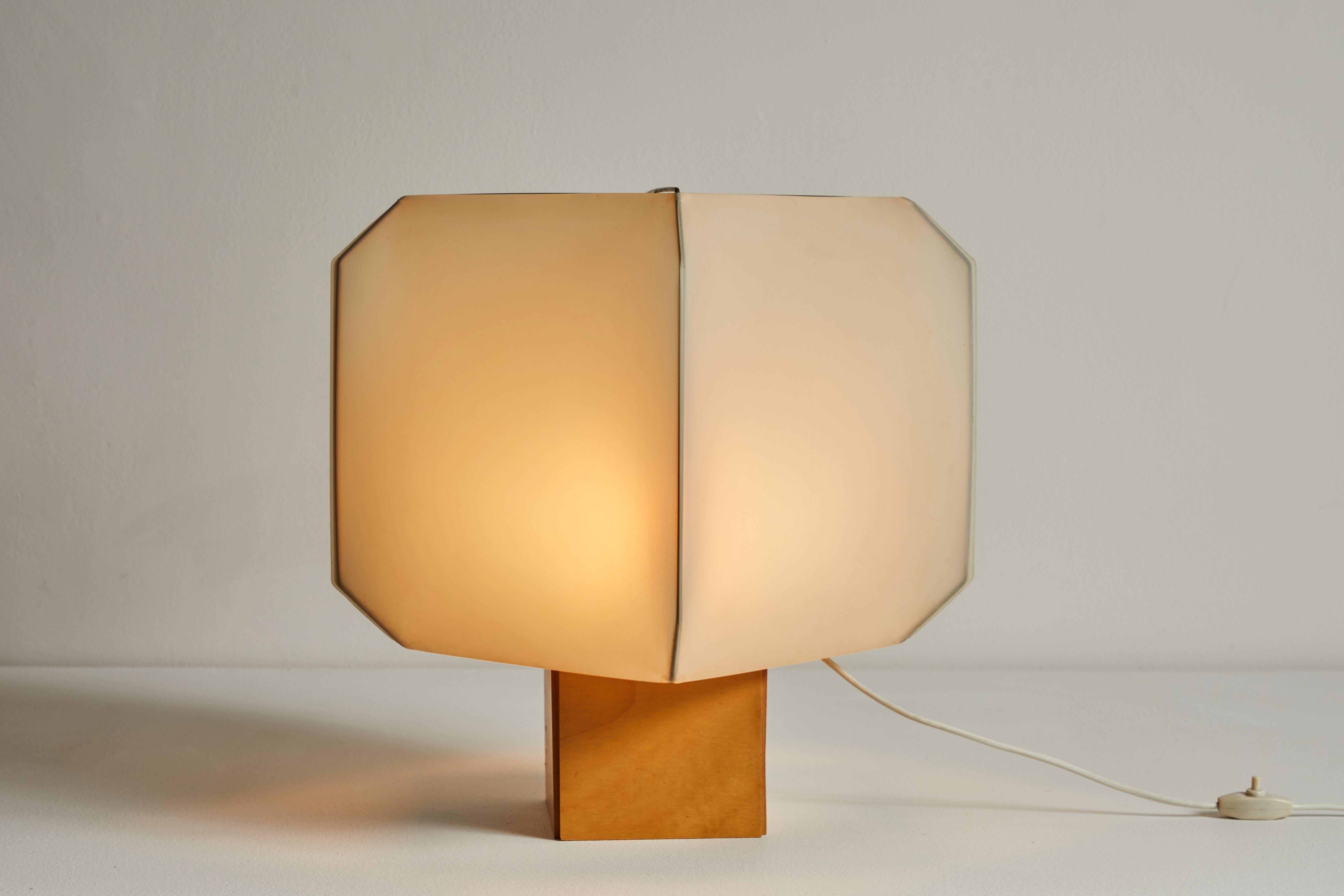bruno munari lamp