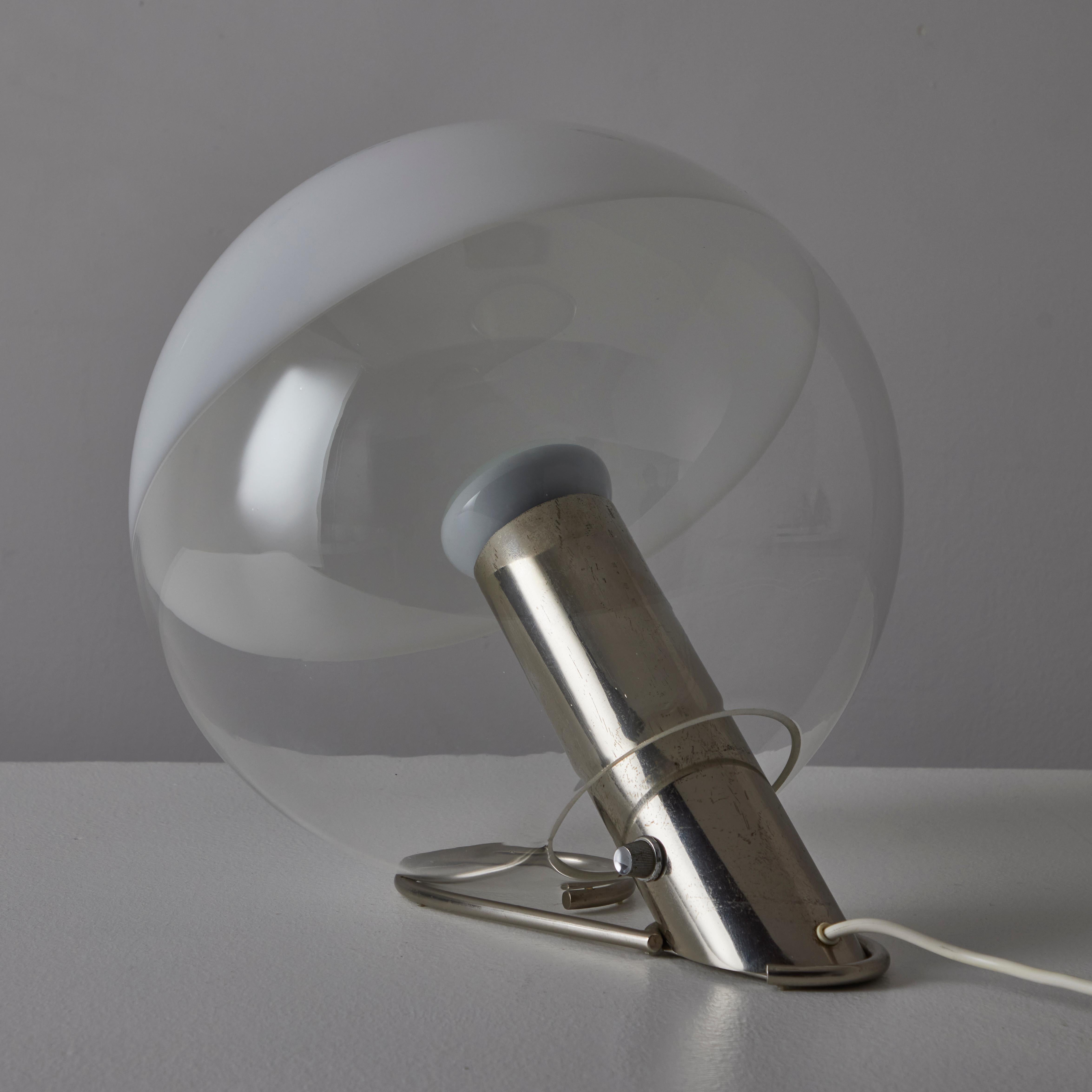 Métal Rare lampe de bureau Guidetti Crippa pour Lumi en vente