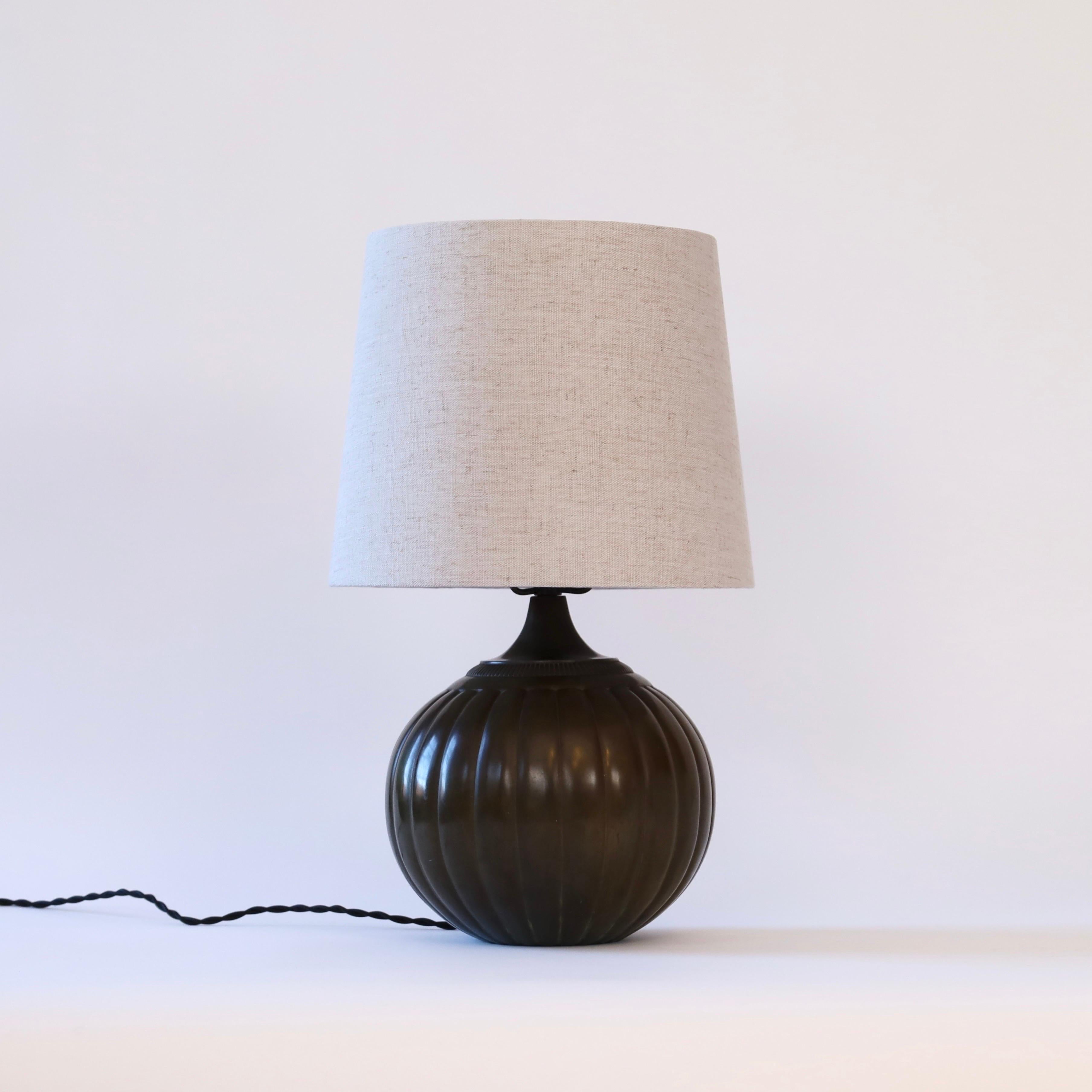 Rare table lamp by Just Andersen, 1930s, Denmark In Good Condition In Værløse, DK