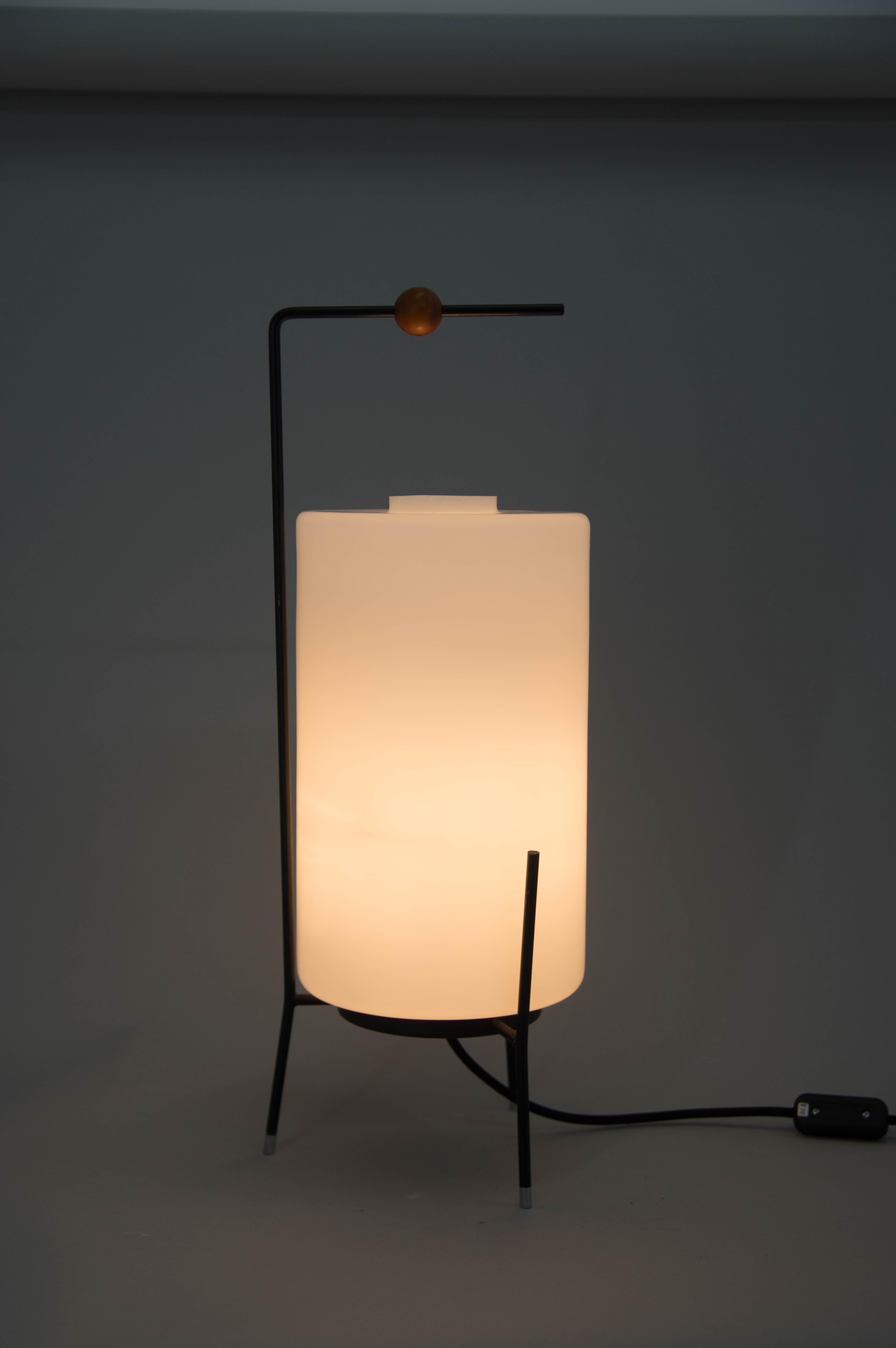 Rare Table Lamp by Napako, 1960s In Good Condition For Sale In Praha, CZ