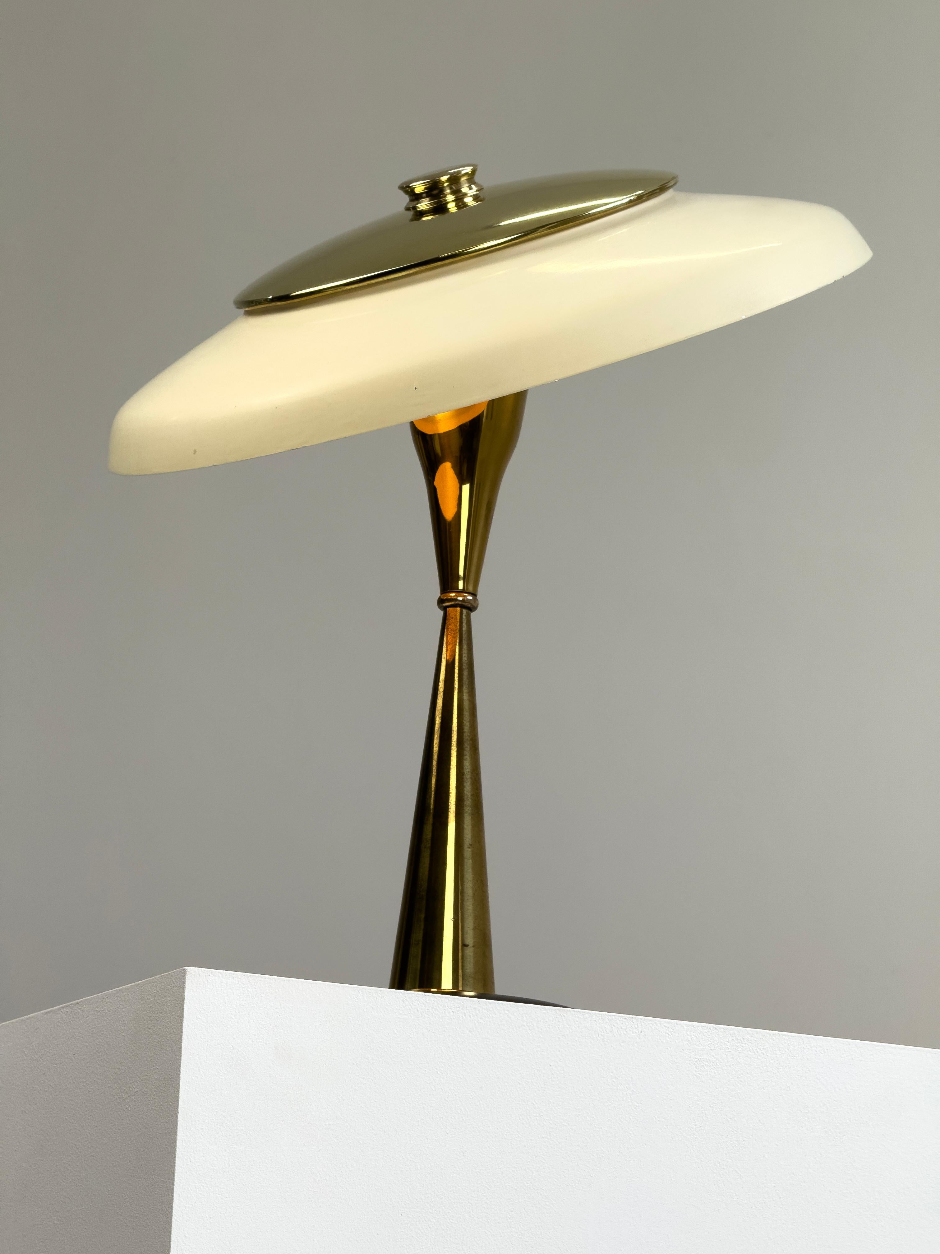 Rare lampe de table Model No. 442, designée par Oscar Torlasco pour LUMI, Italie, 1957 en vente 3