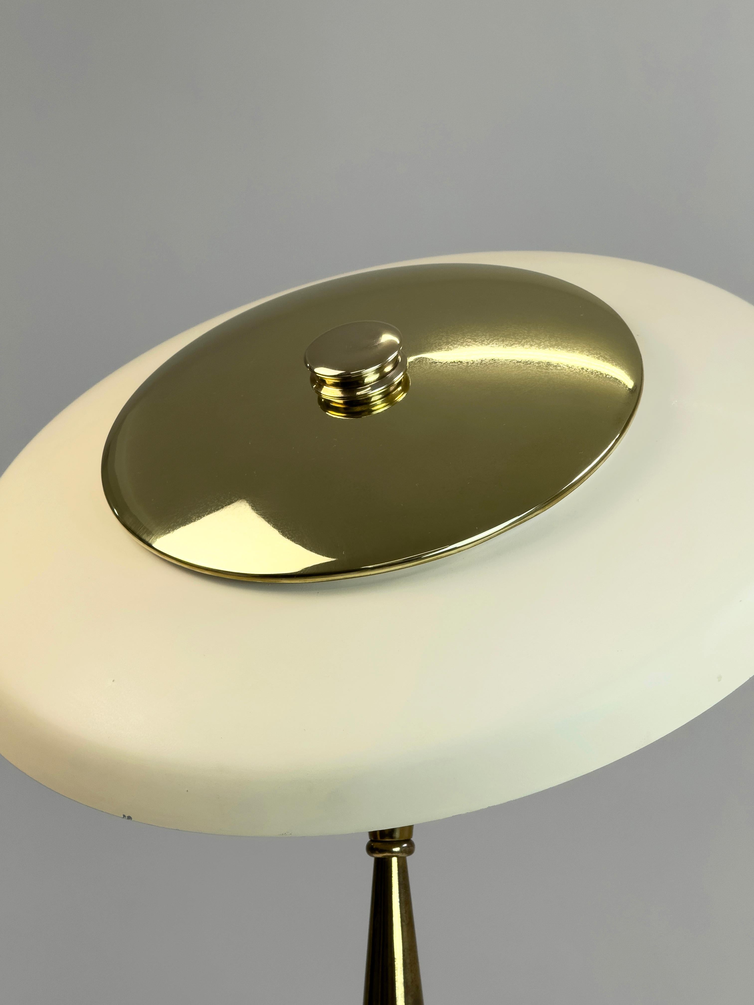 Rare lampe de table Model No. 442, designée par Oscar Torlasco pour LUMI, Italie, 1957 en vente 10