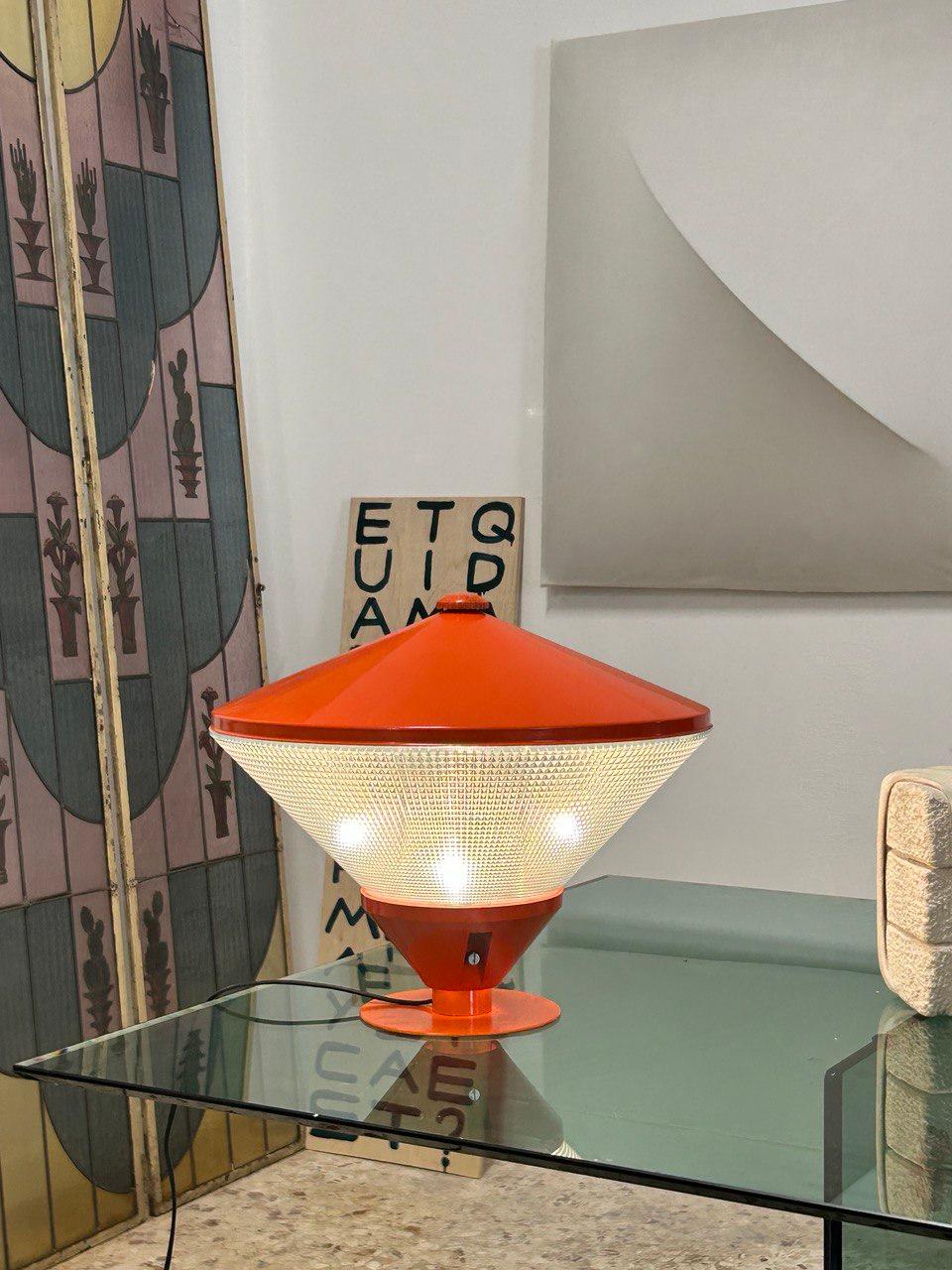 Rare table lamp Zerbetto designer Gian Nicola Gigante  1