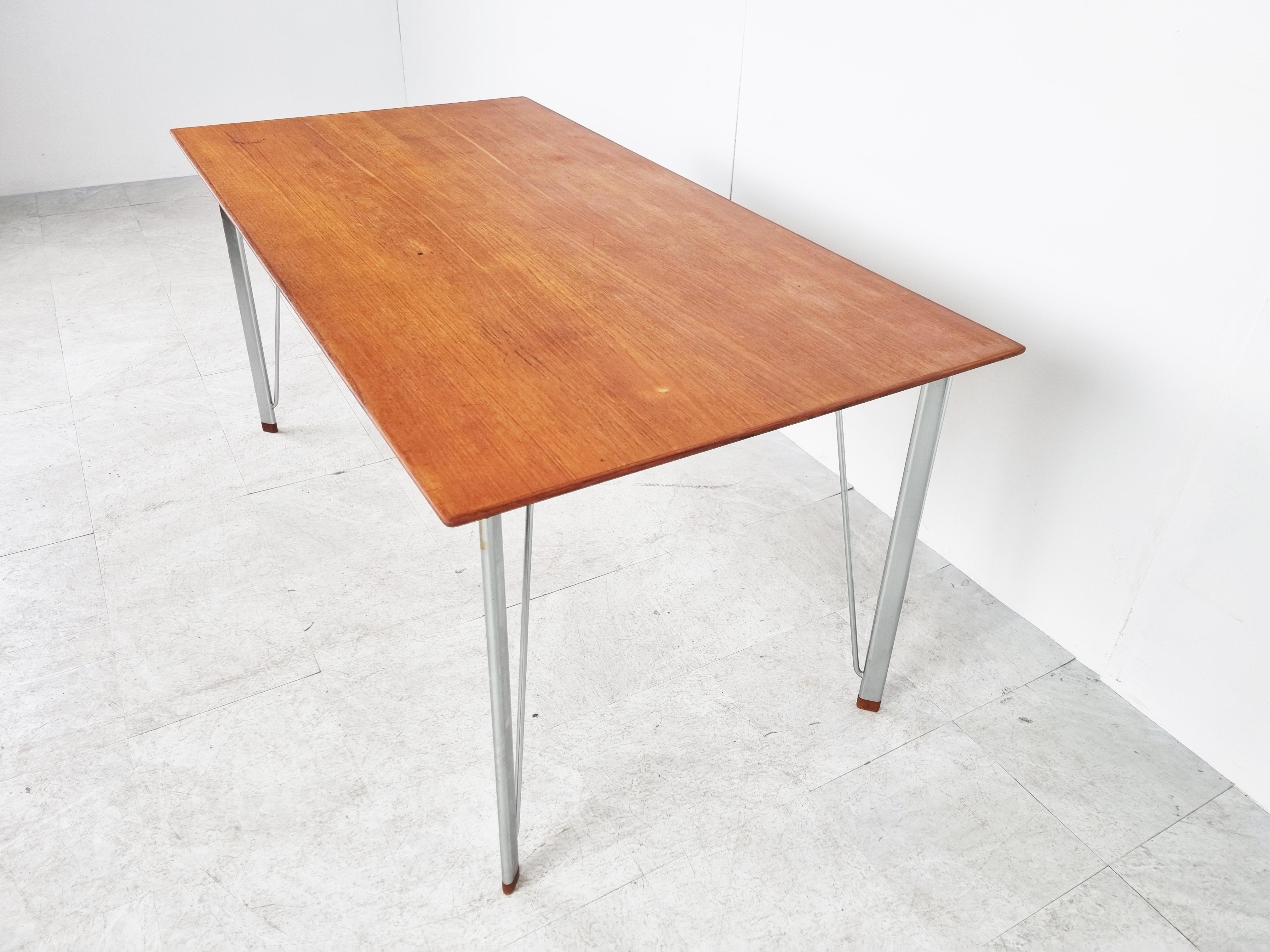 Rare Table Modèle 3605 par Arne Jacobsen, années 1950 en vente 3