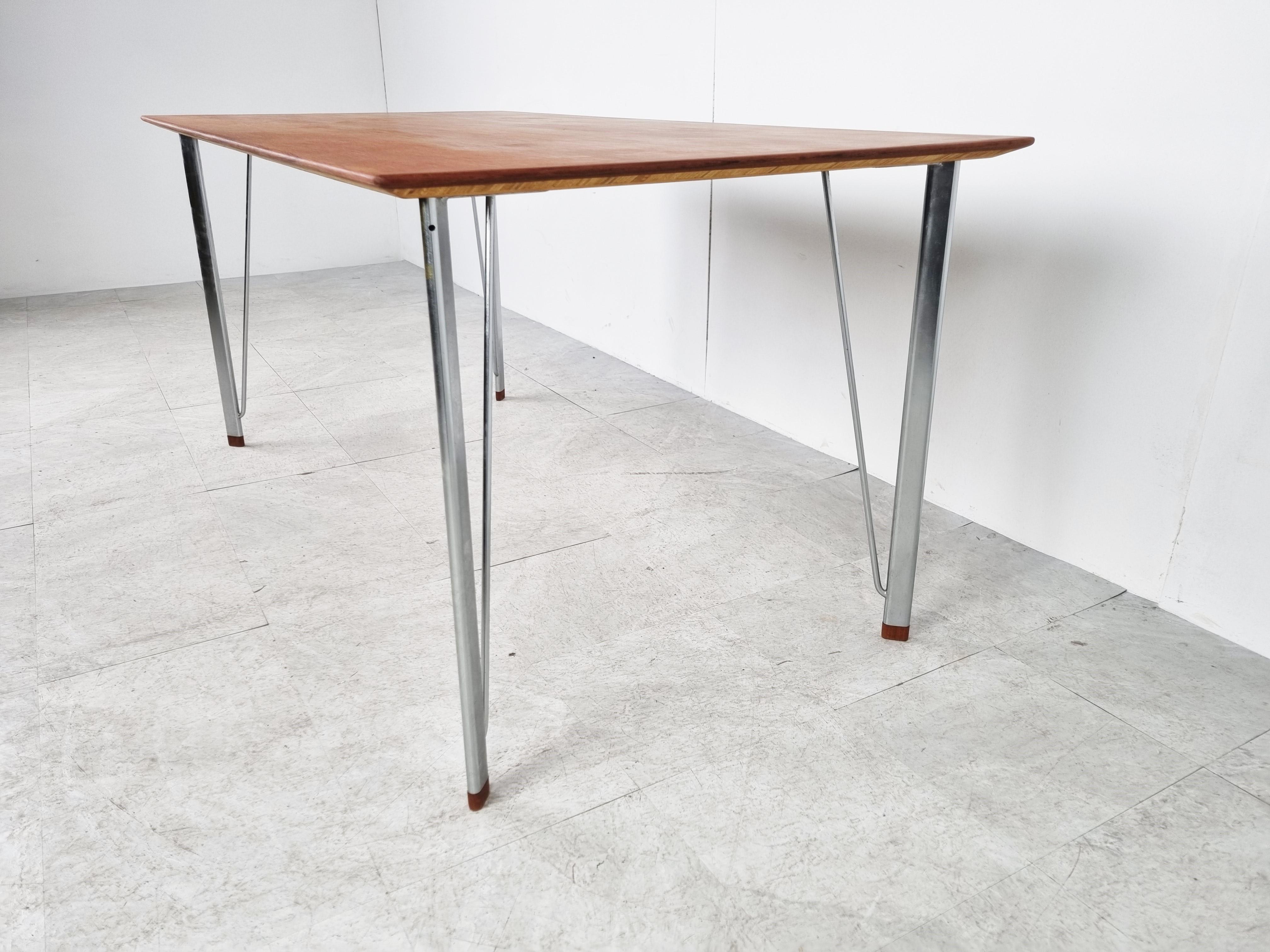 Rare Table Model 3605 by Arne Jacobsen, 1950s For Sale 4