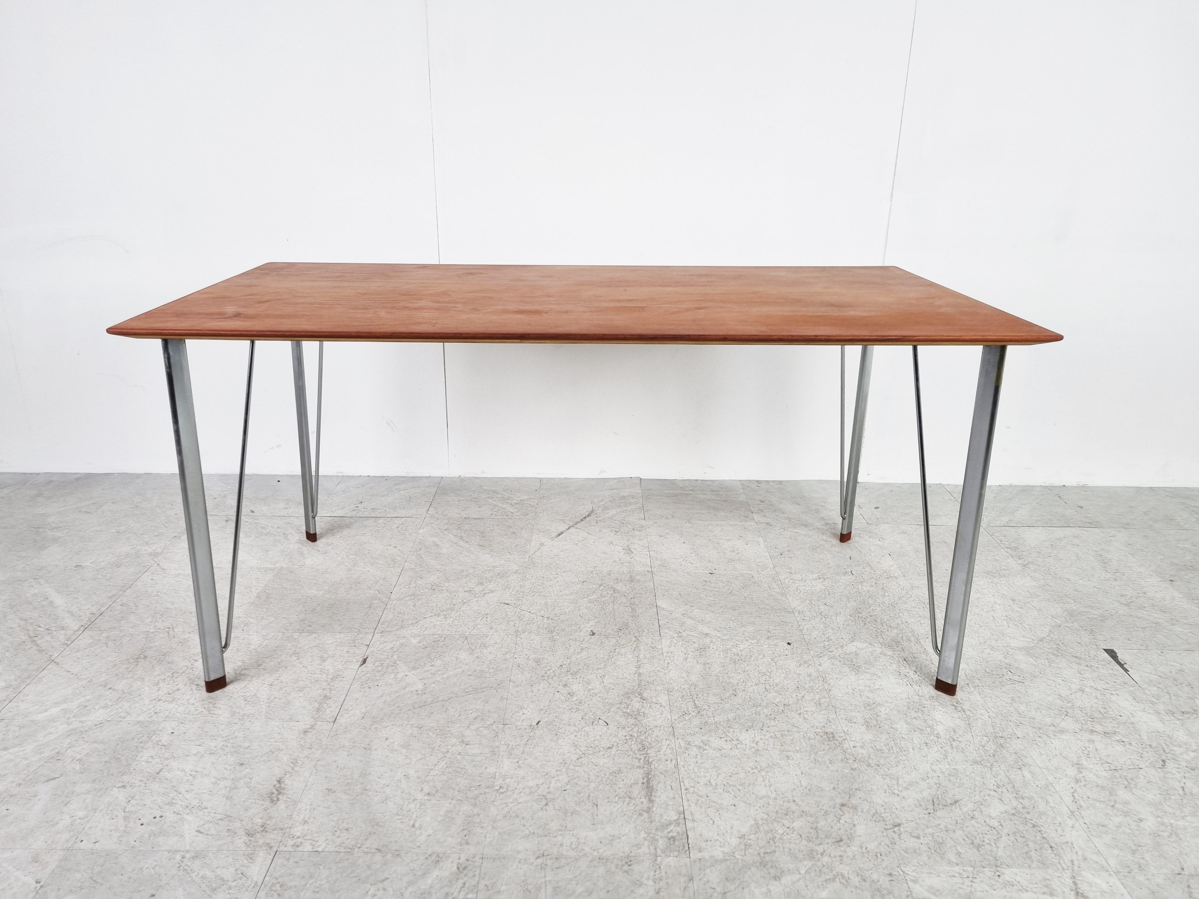 Scandinave moderne Rare Table Modèle 3605 par Arne Jacobsen, années 1950 en vente