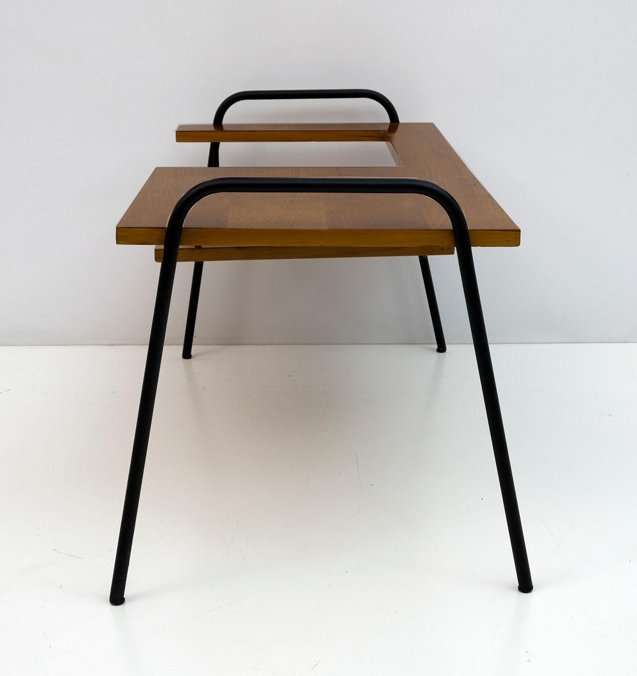 Mid-20th Century Rare Taichiro Nakai Teak Coffee Table by Consorzio La Permanente Mobili, 1950s